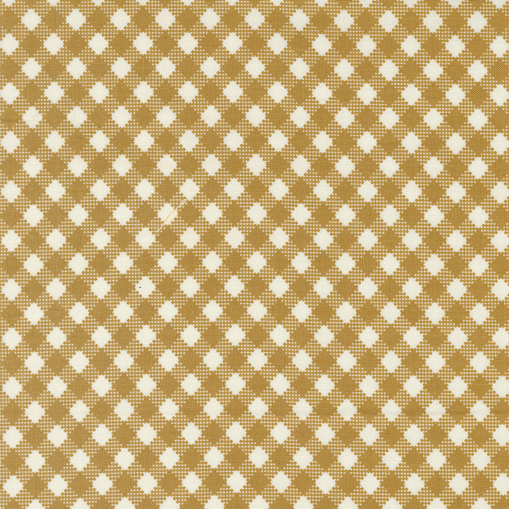 Farmstead Gingham Haystack M2090724 by Stacy Iest Hsu for Moda fabrics (sold in 25cm increments)