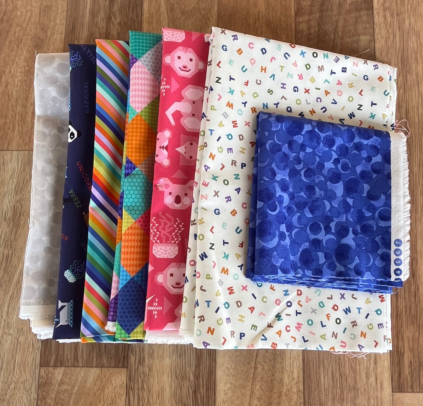 Animal Alphabet by Lewis and Irene Quilt Fabric Kit 1