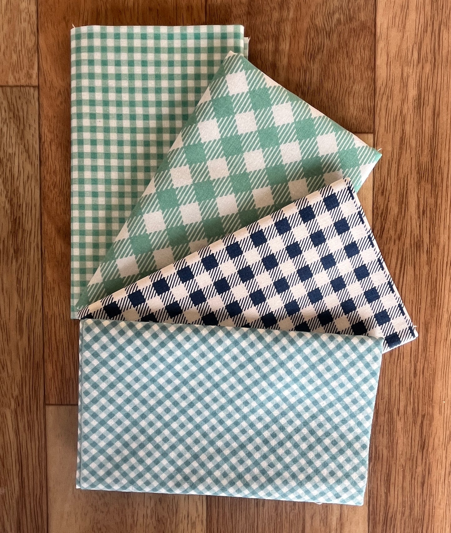 Bee Ginghams Blues Fat Eighth Bundle Lori Holt for Riley Blake Design
