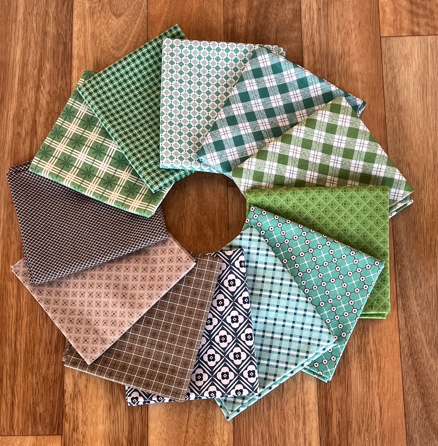 Bee Plaids Cool Colours Fat Quarter Bundle Lori Holt for Riley Blake Designs