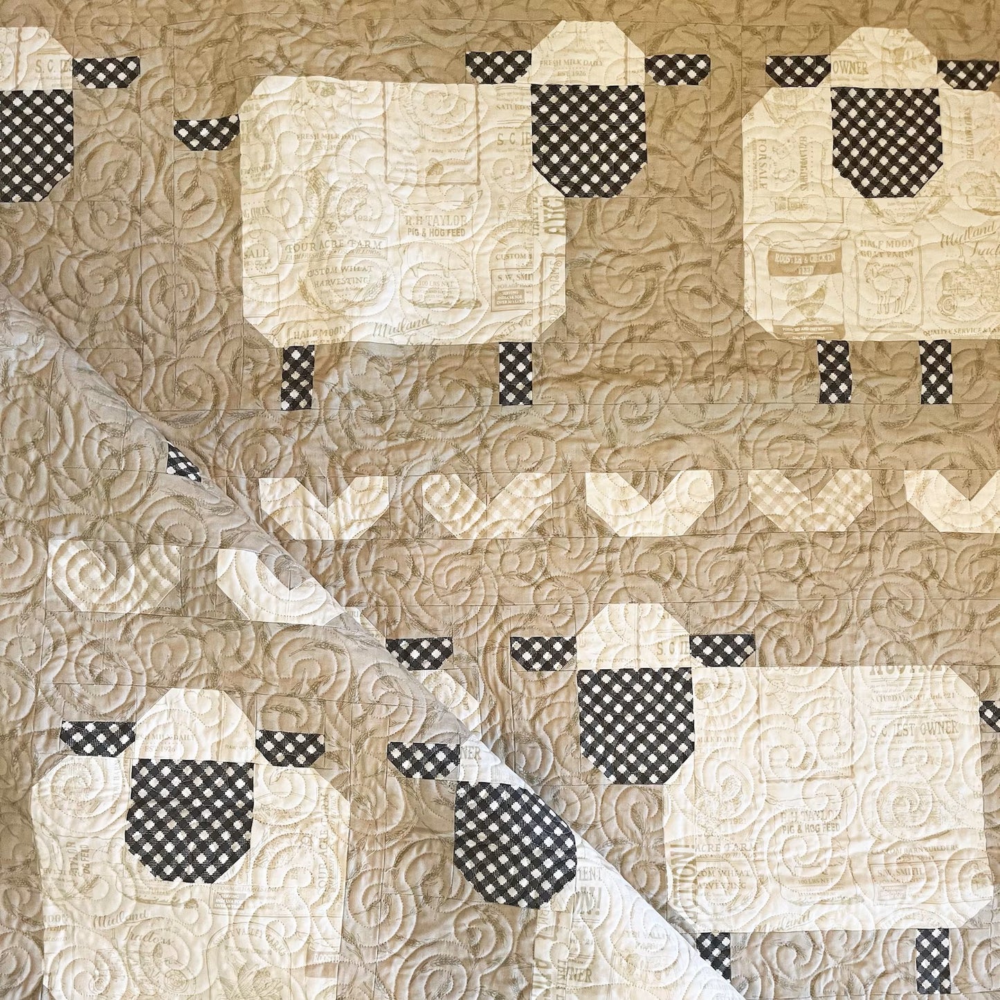 Here Little Sheep Quilt Pattern by Stacy Iest Hsu