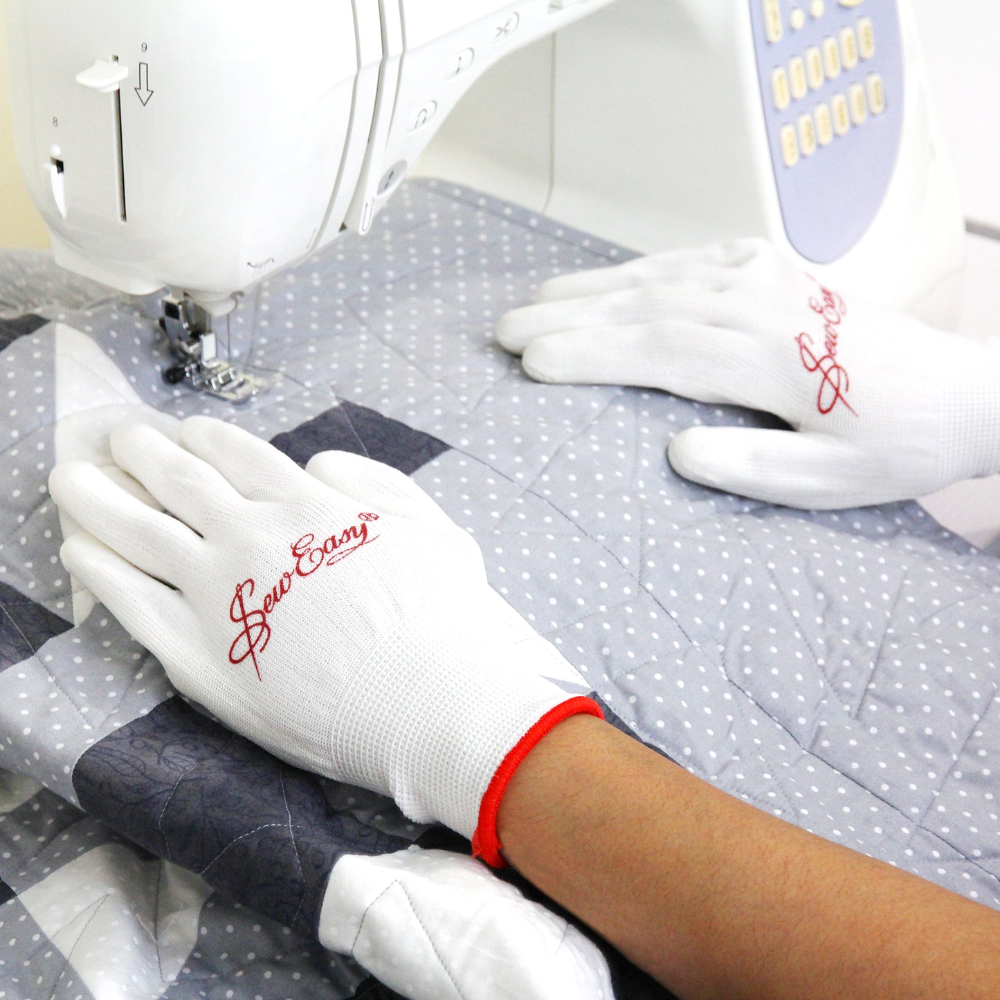Quilting Gloves by Sew Easy
