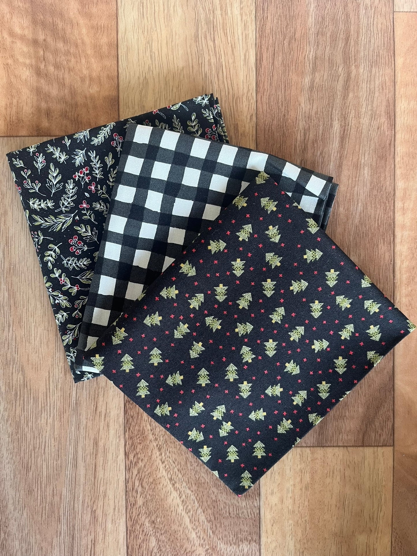 Emmitt and Ivy Blacks Fat Quarter Bundle by Sweetwater for Moda Fabrics