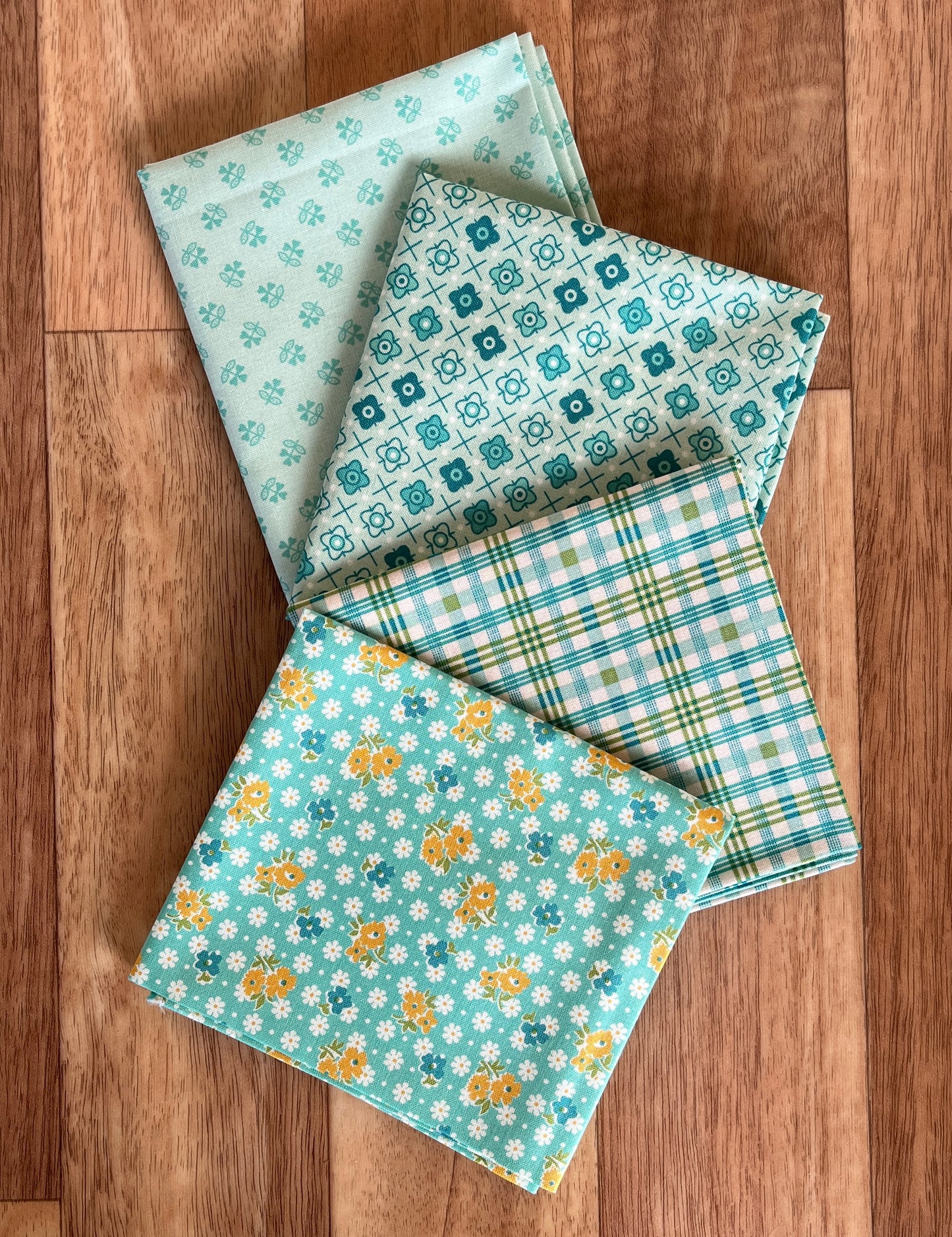 Farmers Daughter Aquas Fat Quarter Bundle by Lori Holt for Riley Blake