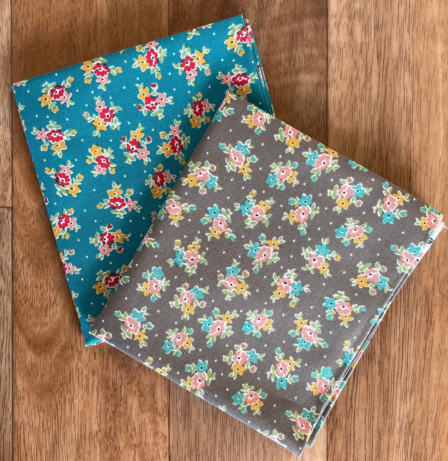 Farmers Daughter Bouquet Fat Quarter Bundle by Lori Holt for Riley Blake