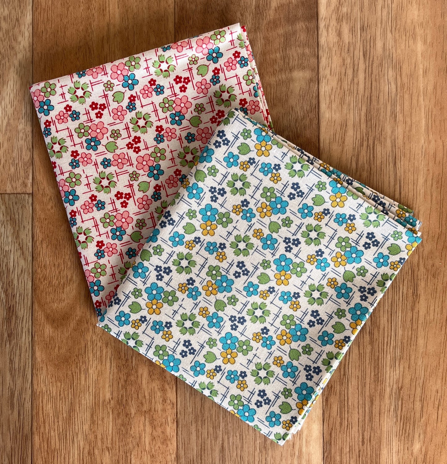 Farmers Daughter Daisy Fat Quarter Bundle by Lori Holt for Riley Blake