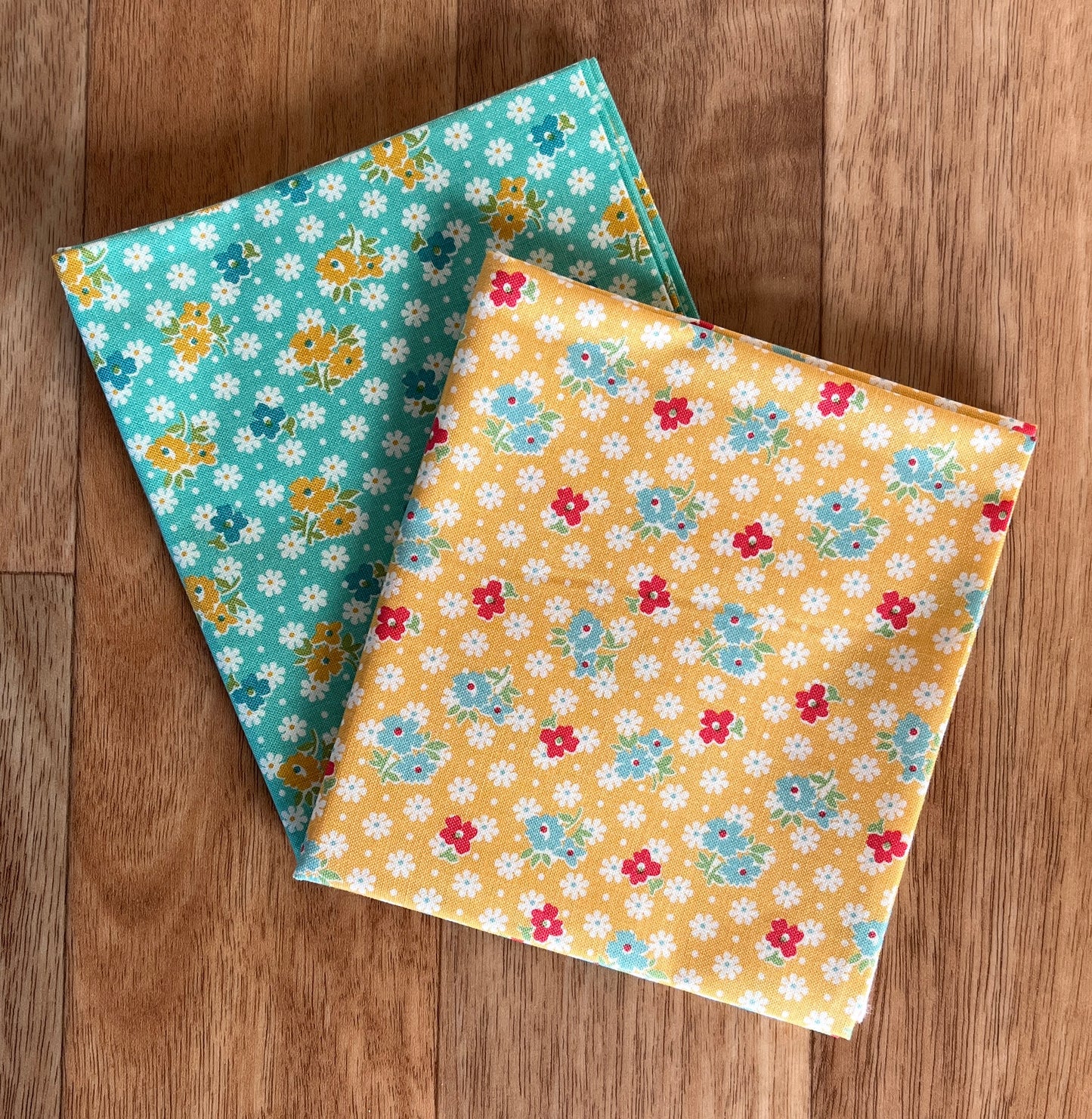 Farmers Daughter Feedsack Fat Quarter Bundle by Lori Holt for Riley Blake