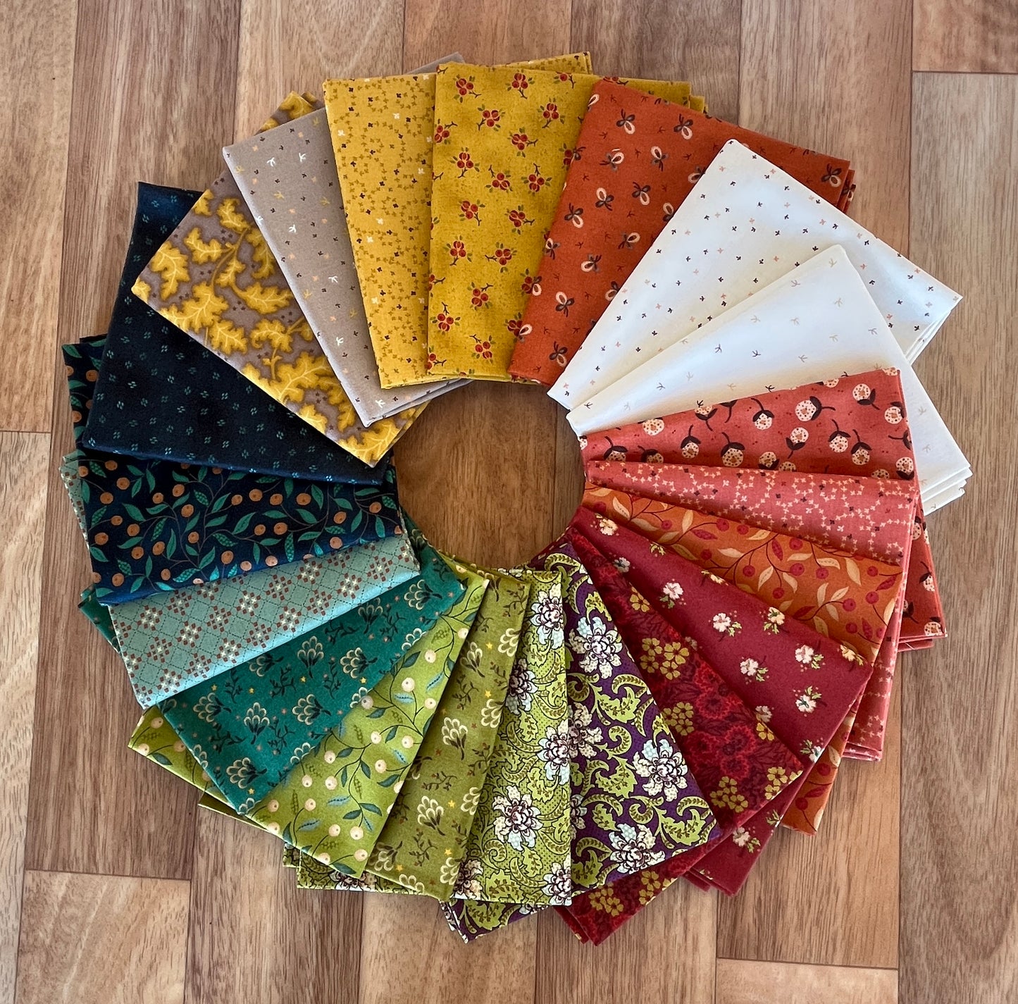 Flower Pot Prints Fat Quarter Bundle by Kim Diehl for Henry Glass Fabrics