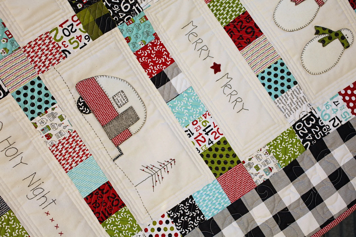 Hometown Christmas Quilt Pattern by Sweetwater