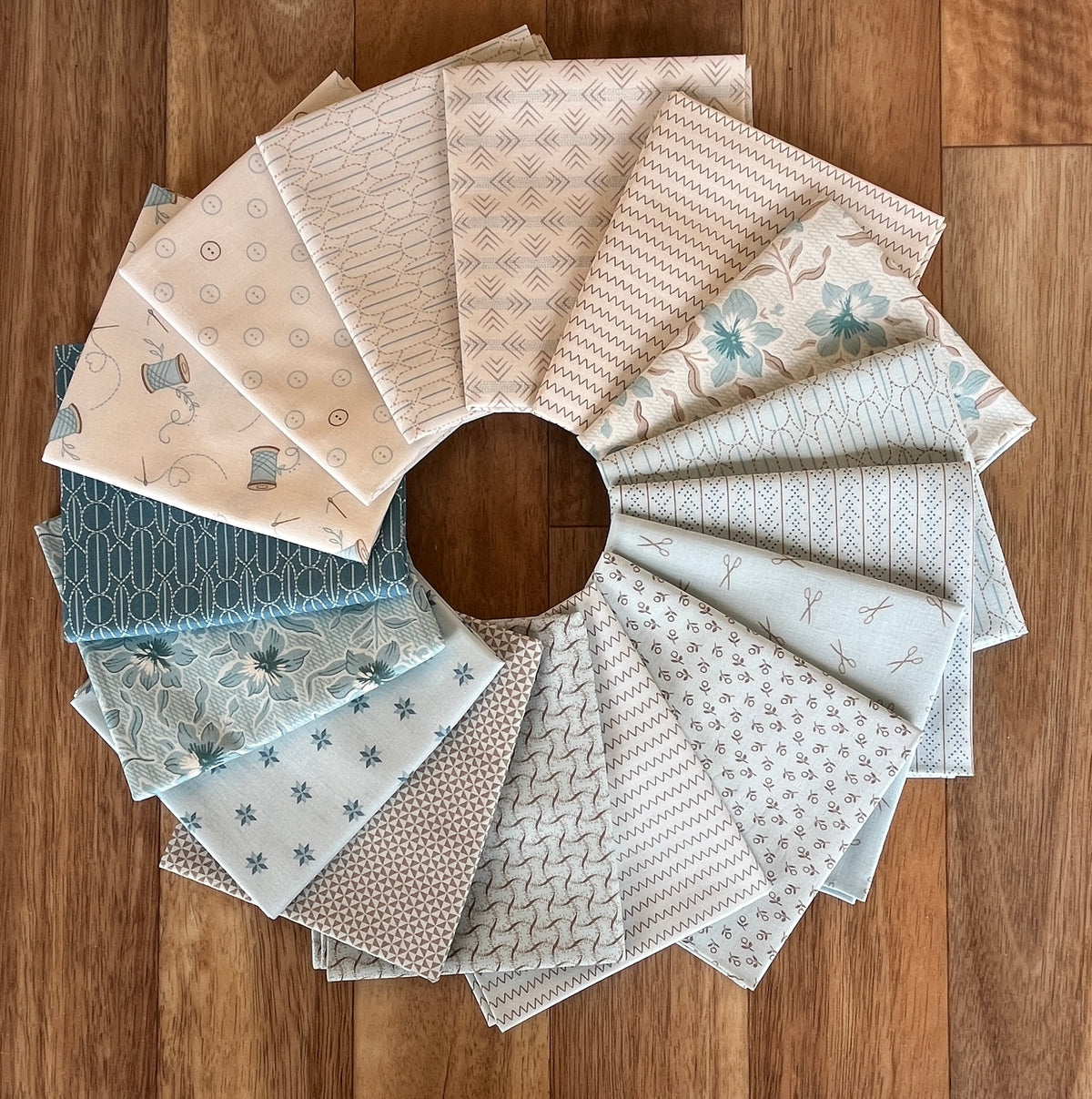 Sewing Bird Fat Quarter Bundle Laundry Basket Quilts for Andover Fabrics