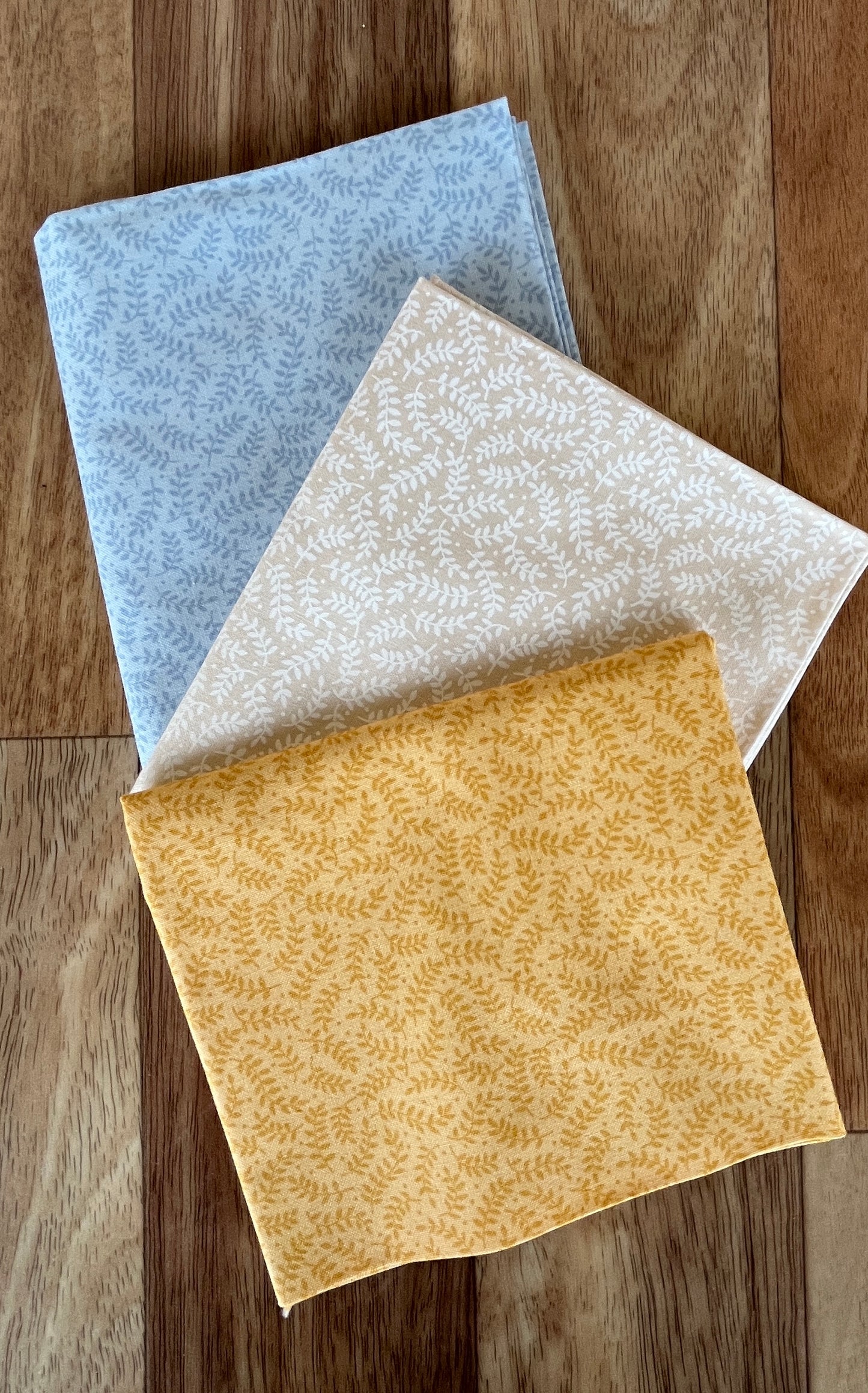 My Secret Garden Vine Fat Quarter Bundle by Stacy Iest Hsu for Moda Fabrics