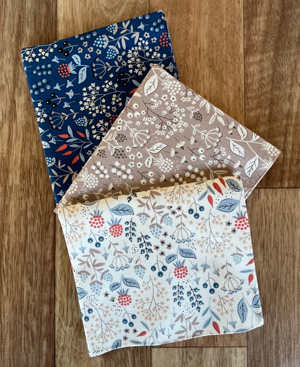Natures Sketchbook Leaves & Berries Fat Quarter Bundle by Elena Amo for Moda fabrics