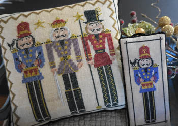 Nutcrackers 3 Cross Stitch Pattern by La-D-Da