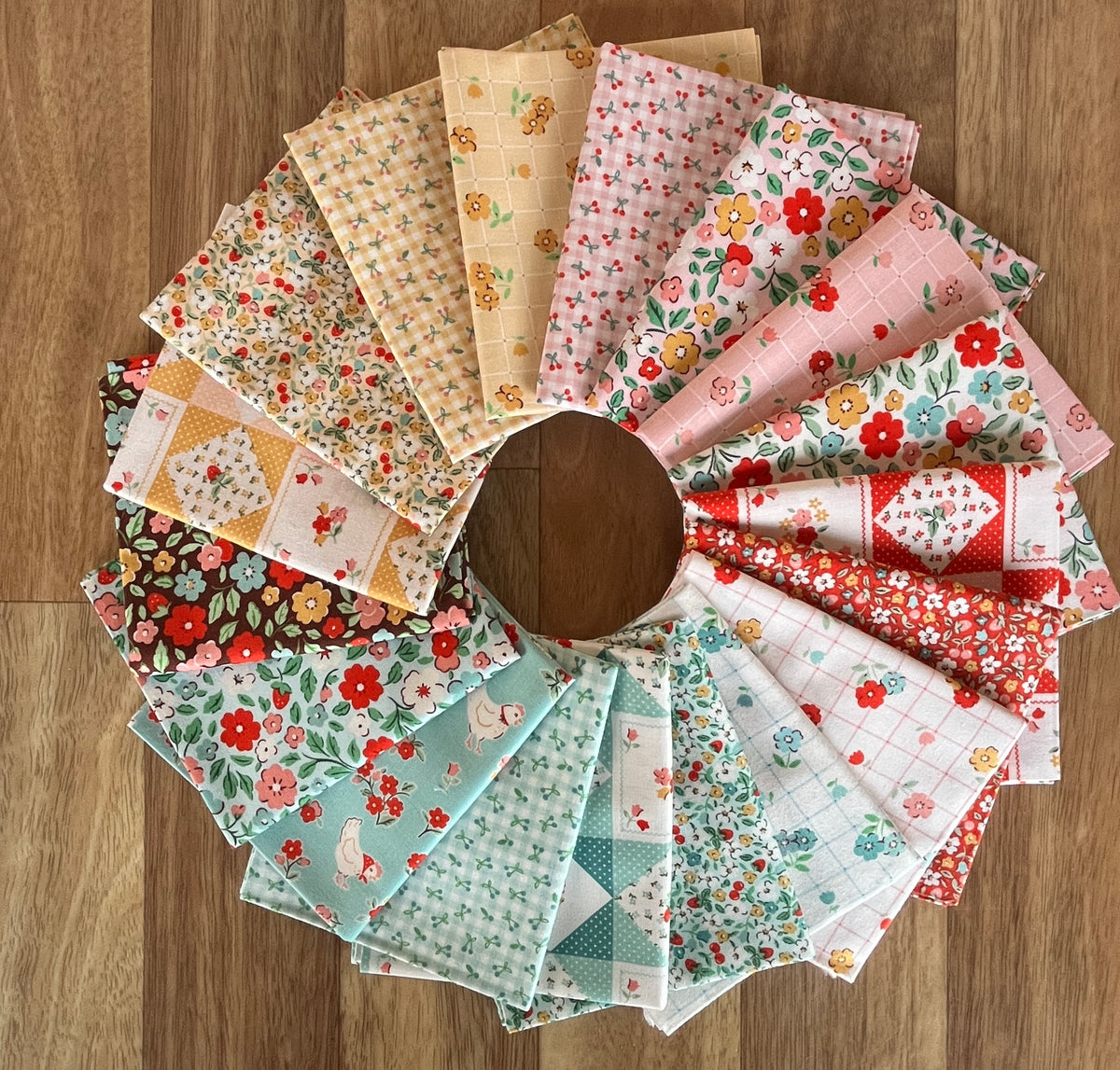 Farmhouse Fancy Fat Quarter Bundle by Elea Lutz for Poppie Cotton