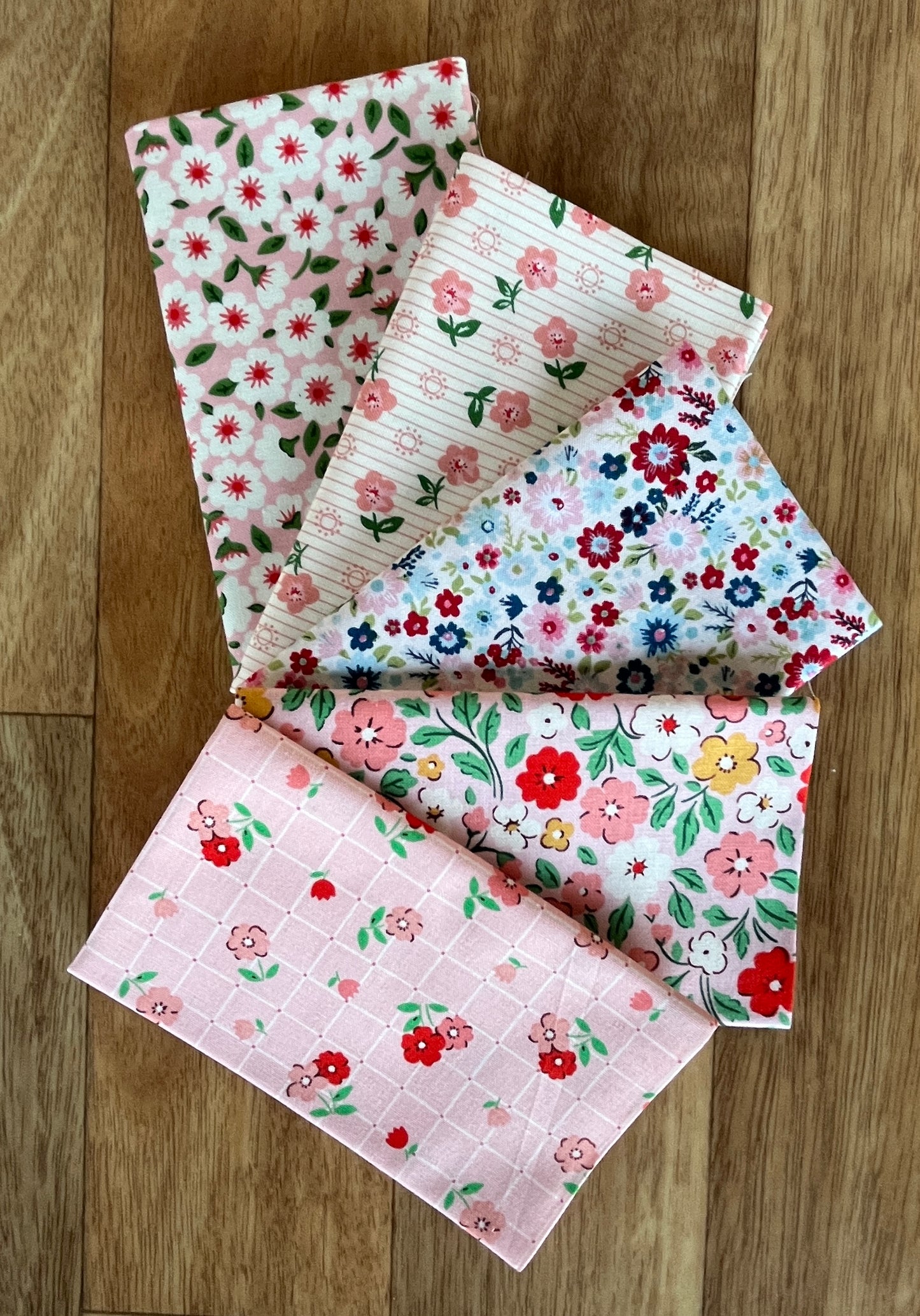 Poppie Cotton Pinks Fat Eighth Bundle
