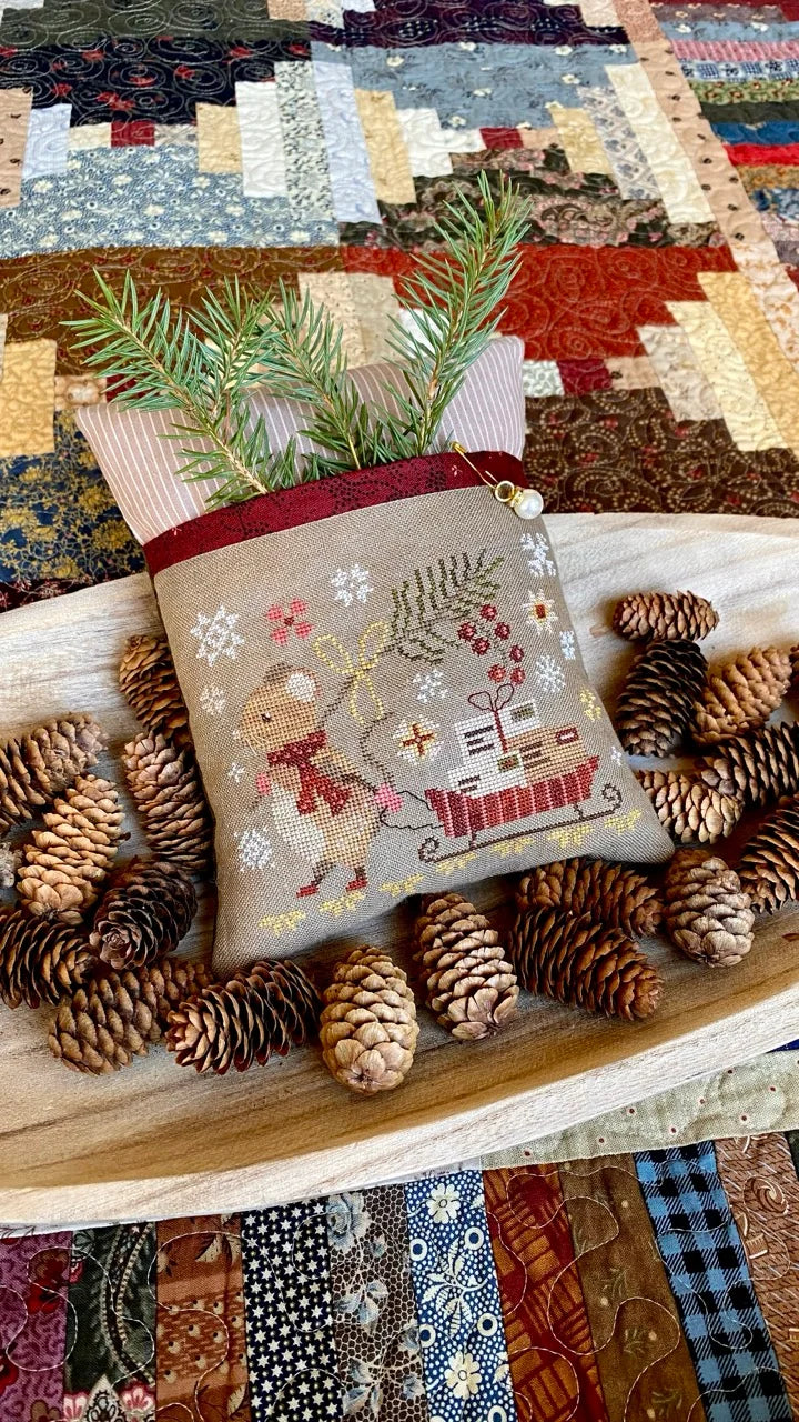 The Postmouse's Christmas Delivery Cross Stitch Pattern by Blueberry Ridge Design