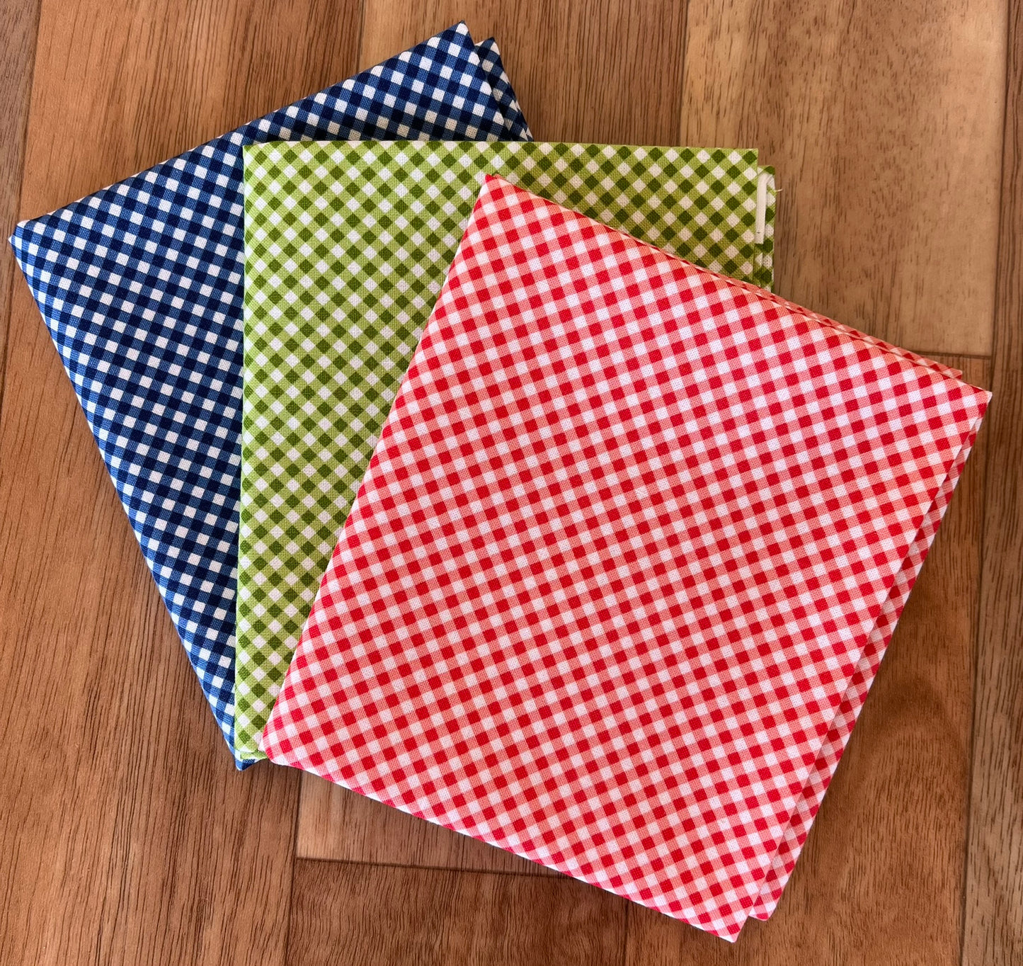 Raspberry Summer Spring Berries Fat Quarter Bundle by Sherri & Chelsi for Moda Fabrics
