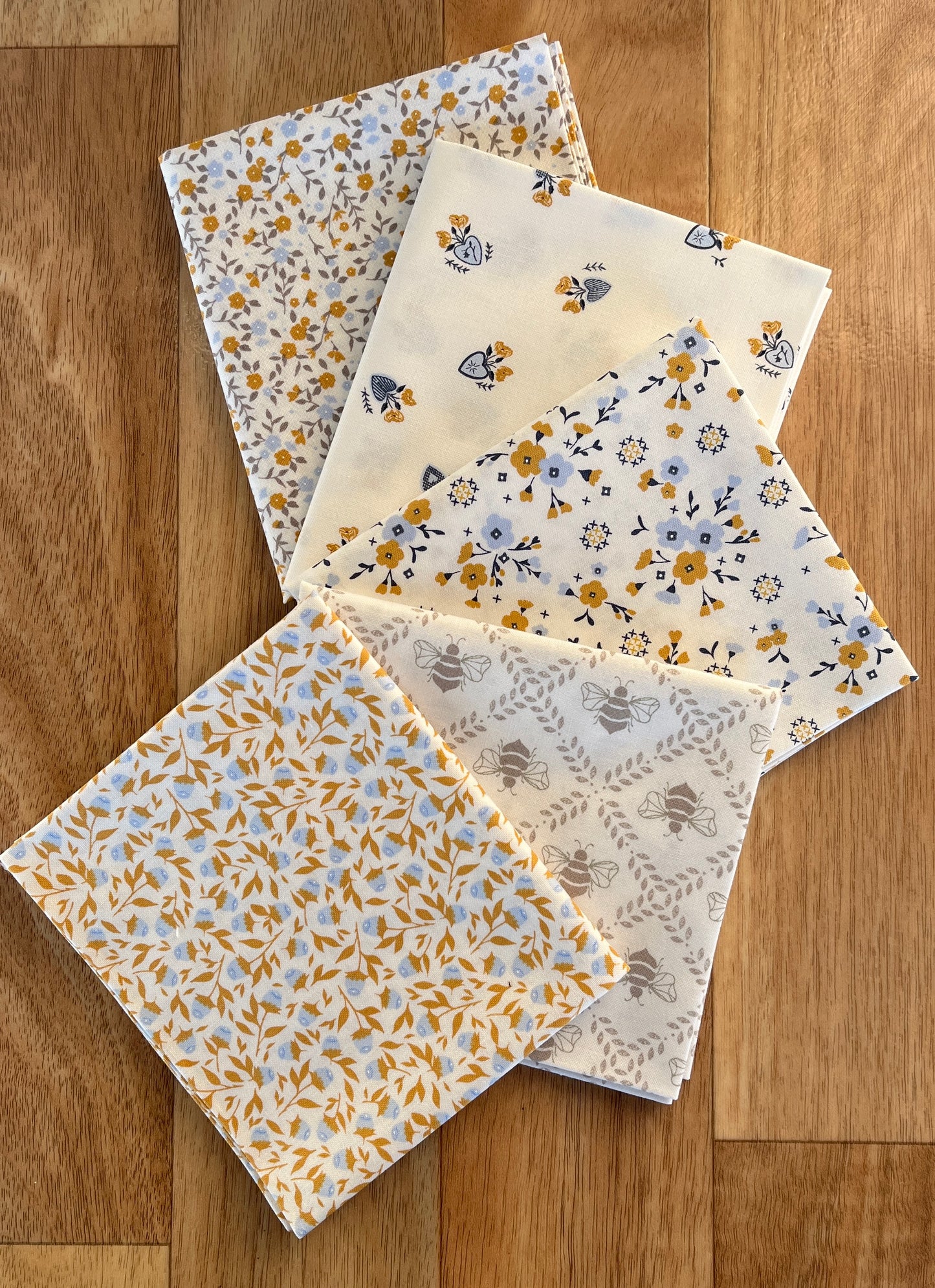Sun Drenched Whites Fat Quarter Bundle by Sweetfire Road for Moda fabrics