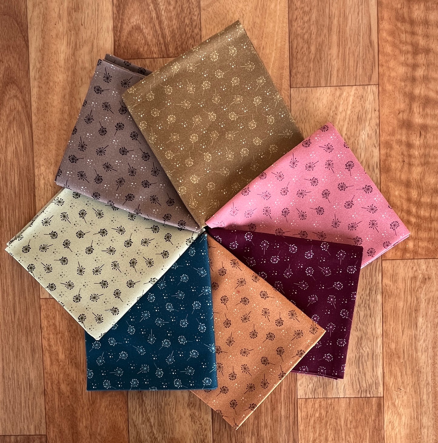 The Sweetest Embrace Blowflowers Fat Quarter Bundle by Linette Jakobsen for Stoff Fabrics