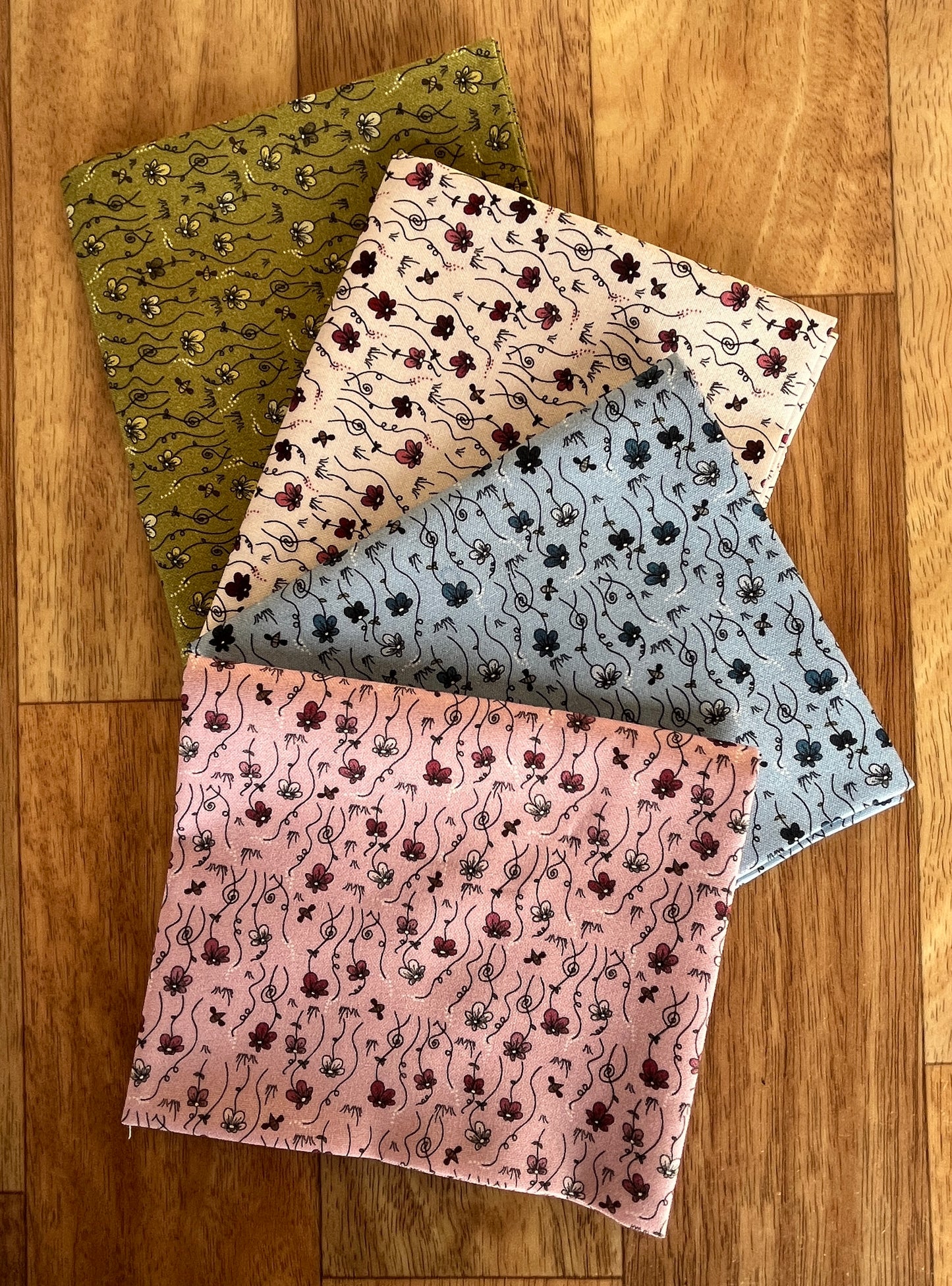 The Sweetest Embrace Flowers Fat Quarter Bundle by Linette Jakobsen for Stoff Fabrics