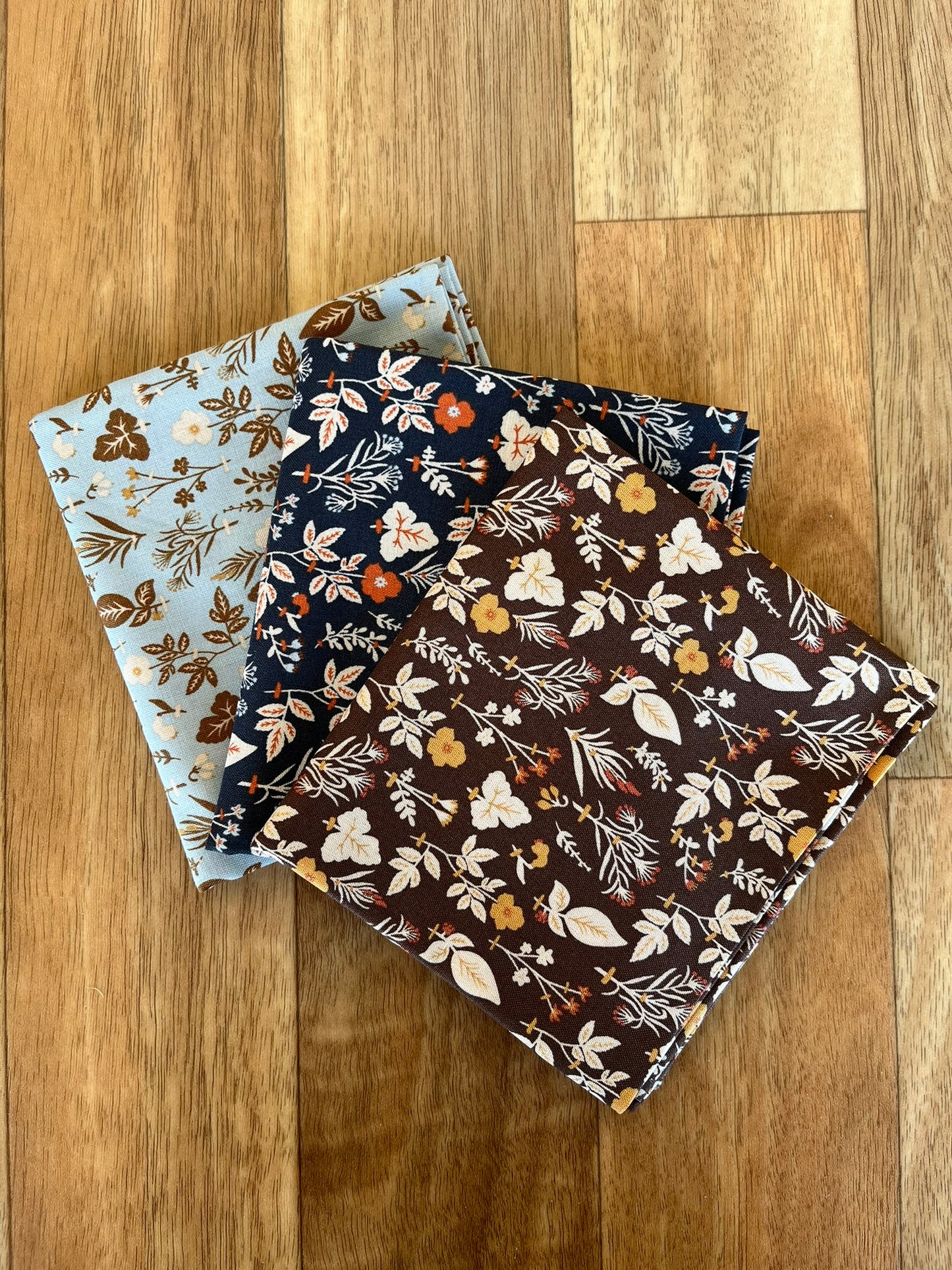 The Old Garden Emily Fat Quarter Bundle by Danelys Sidron for Riley Blake Designs