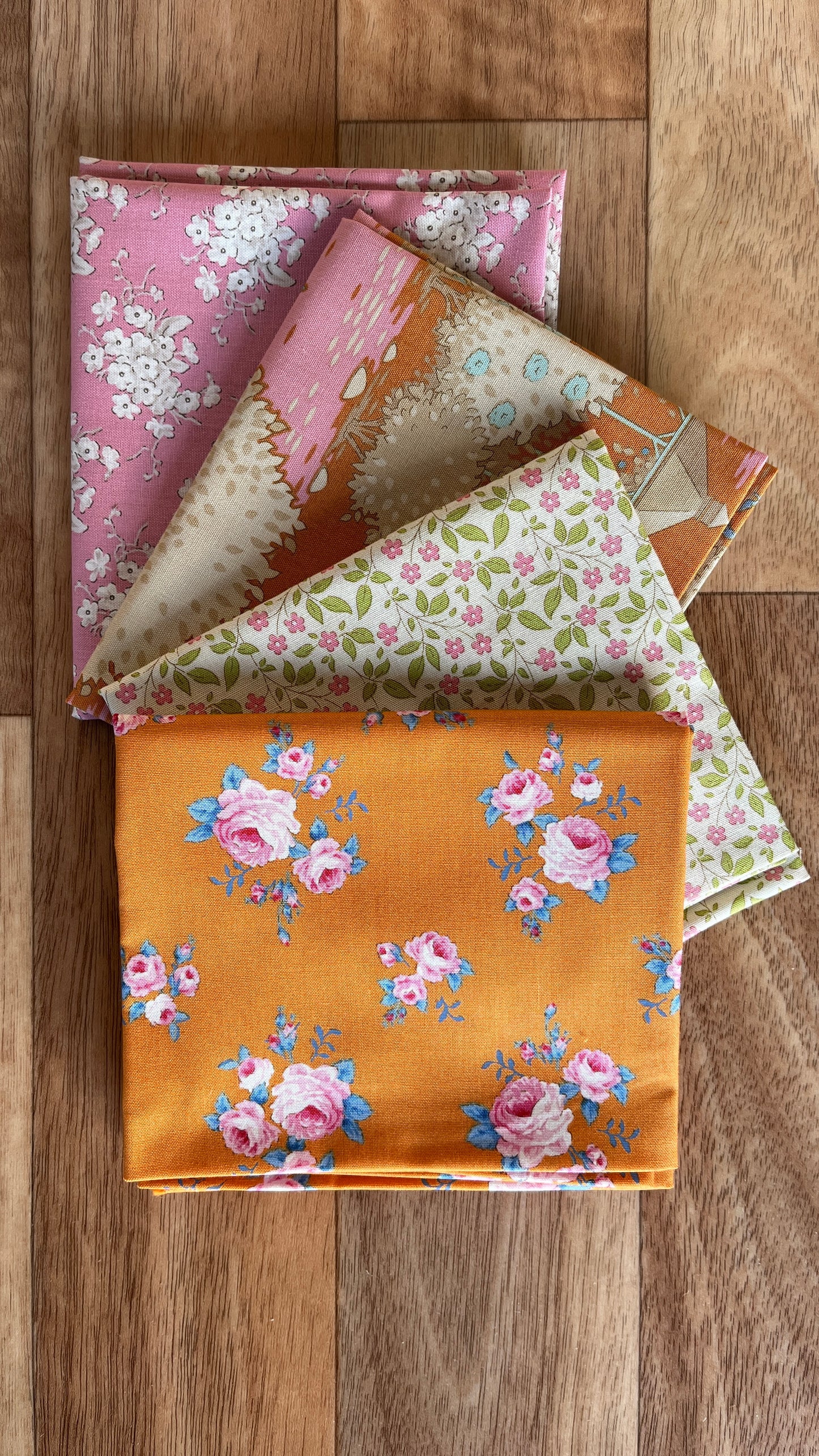 Sunday Brunch Pink/Ginger Fat Quarter Bundle by Tilda