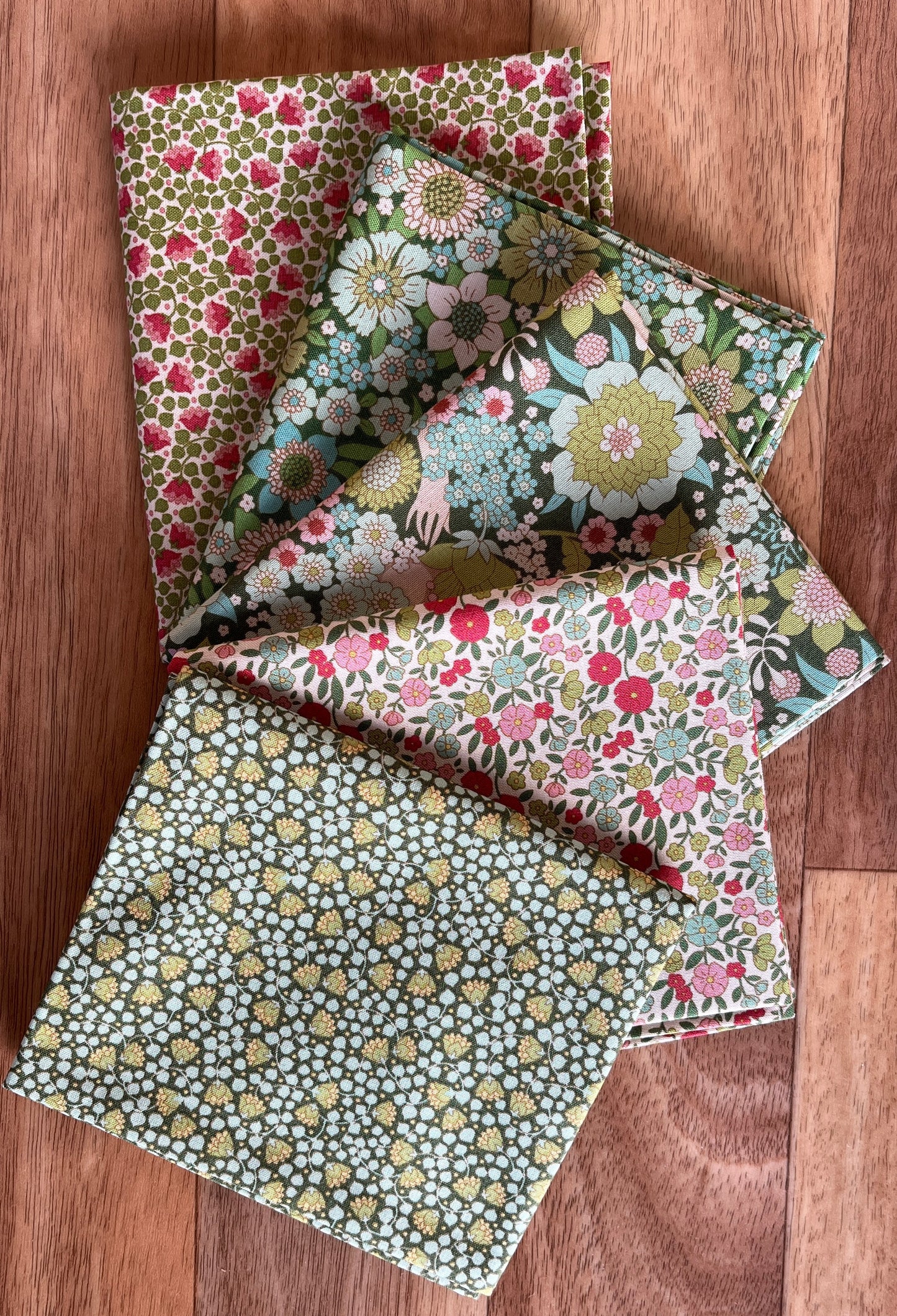 Wallflower Greens Fat Quarter Bundle by Tilda