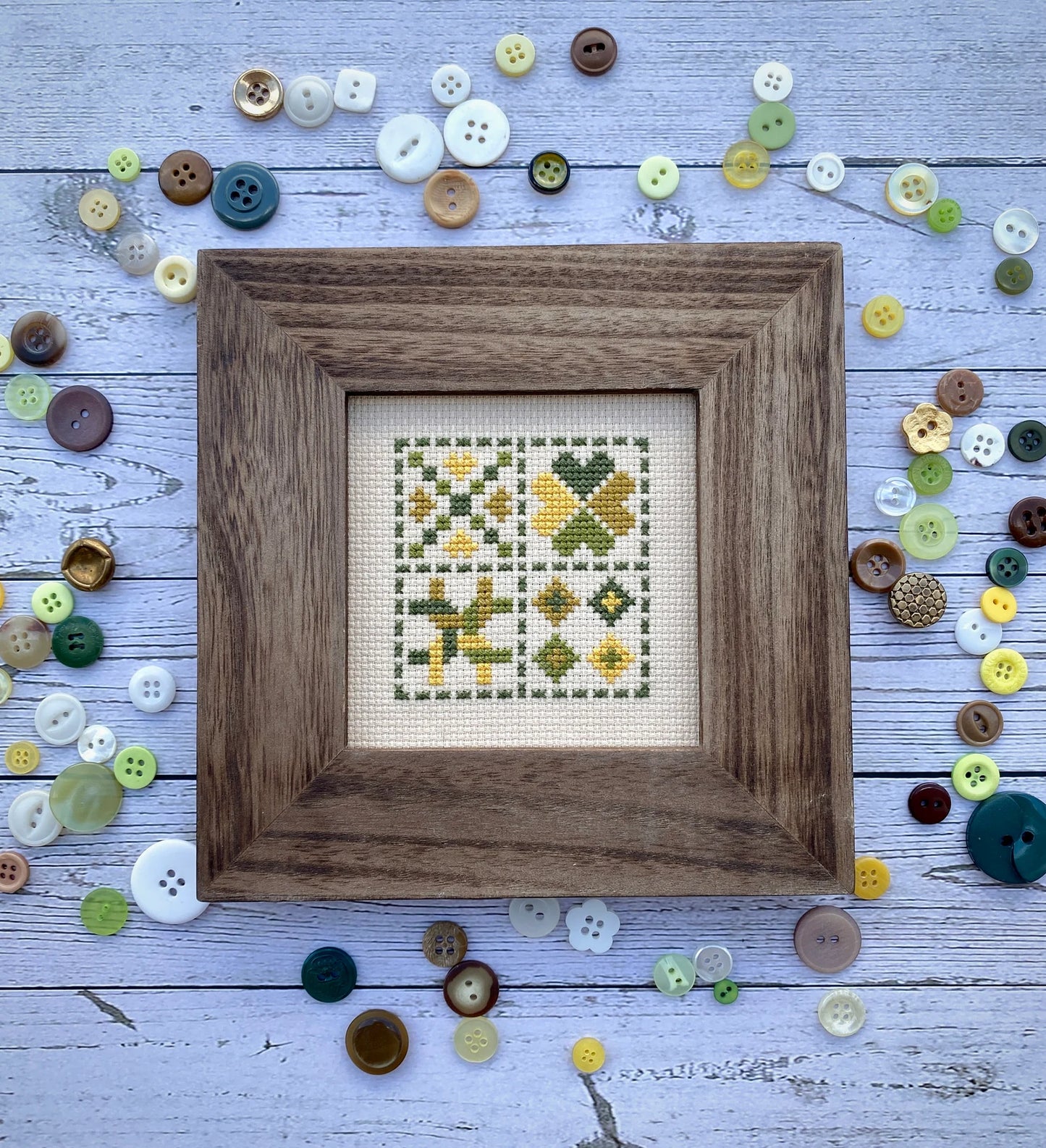 Twist of Luck Mini Cross Stitch Pattern by Count Your Stitches Designs