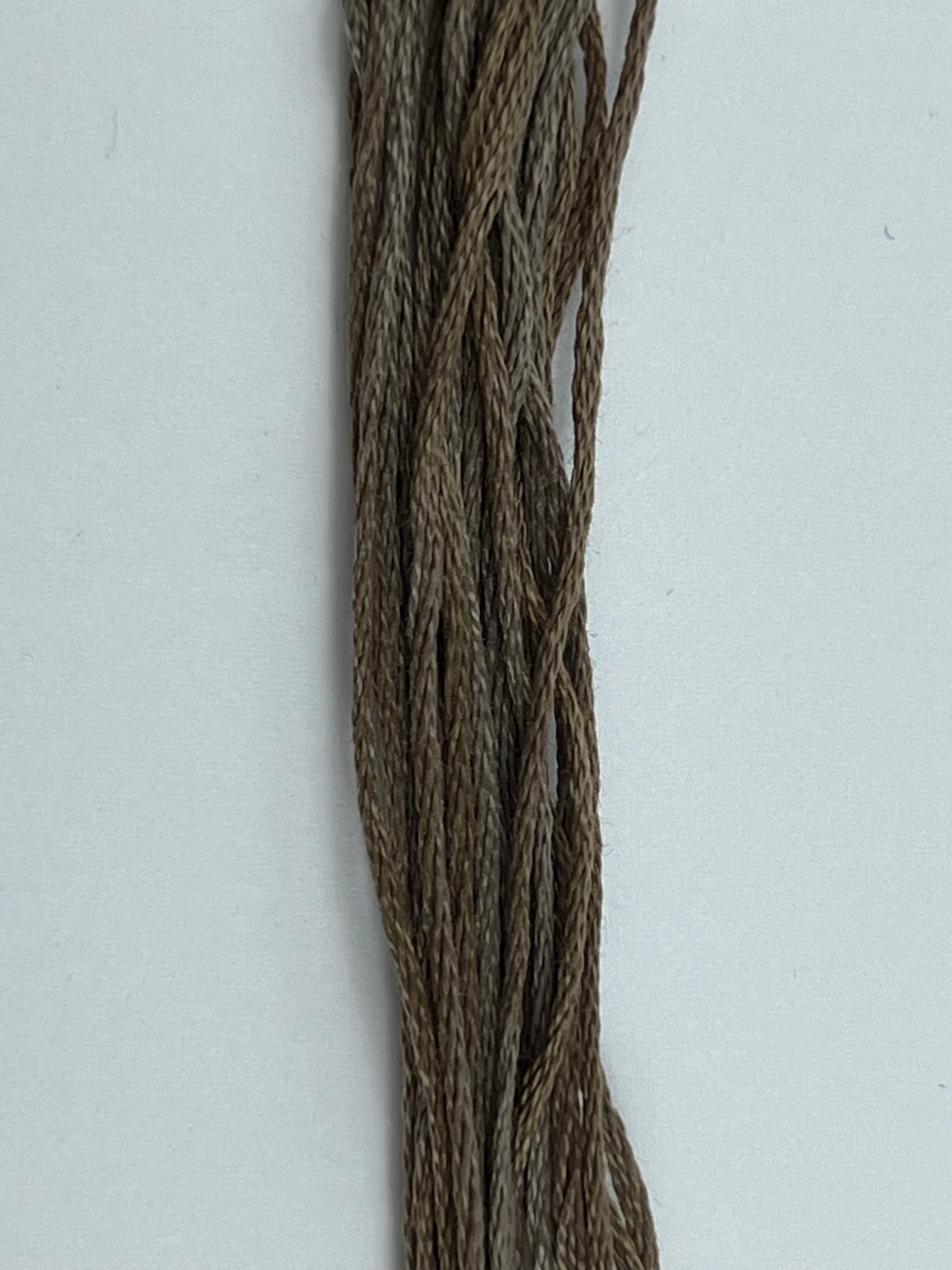 River Otter 1290 Weeks Dye Works 6-Strand Hand-Dyed Embroidery Floss