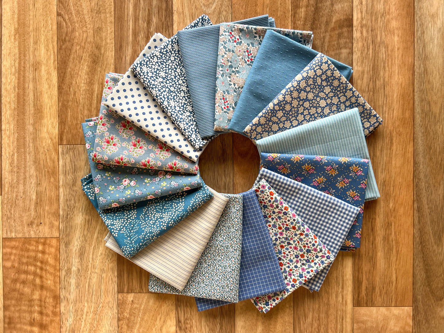 Creating Memories Summer Fat Quarter Bundle by Tilda