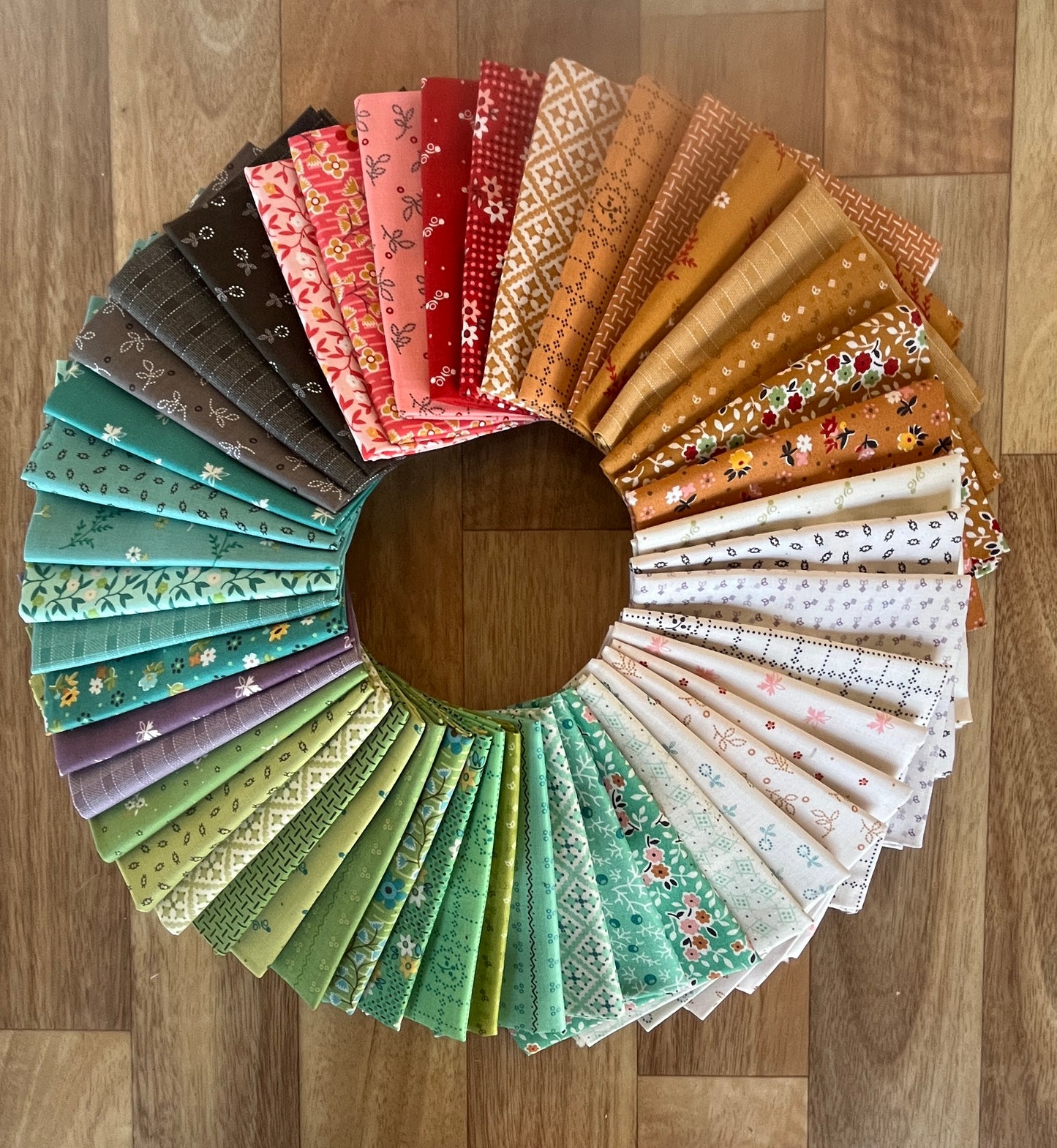 Gentler Times Fat Quarter Bundle by Lori Holt of Bee in my Bonnet for Riley Blake Designs