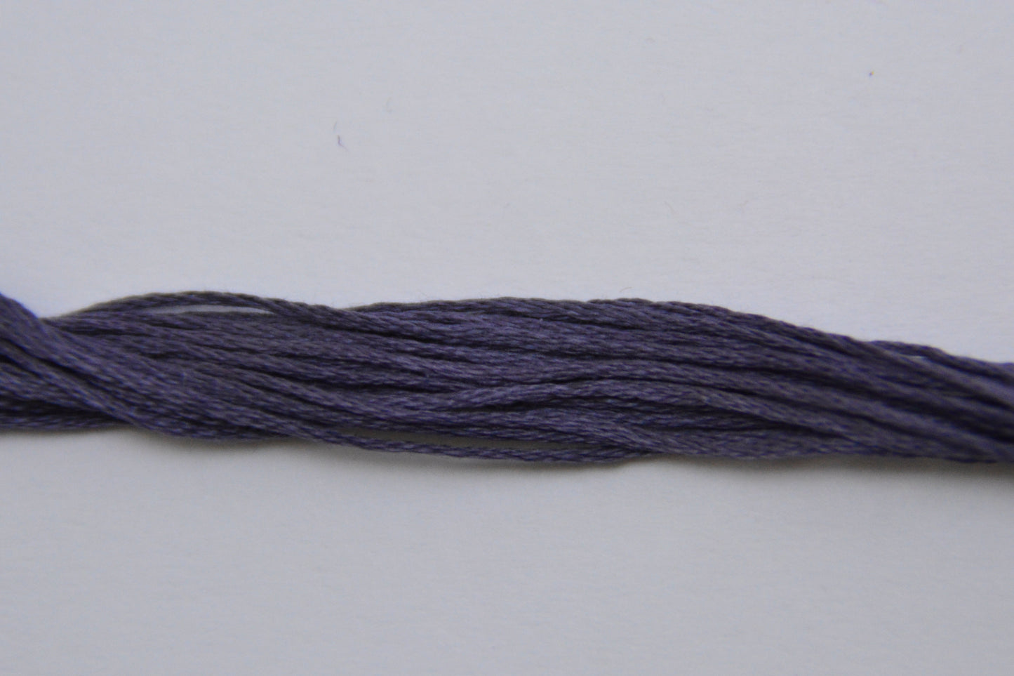Williamsburg Blue 3550 Weeks Dye Works 6-Strand Hand-Dyed Embroidery Floss