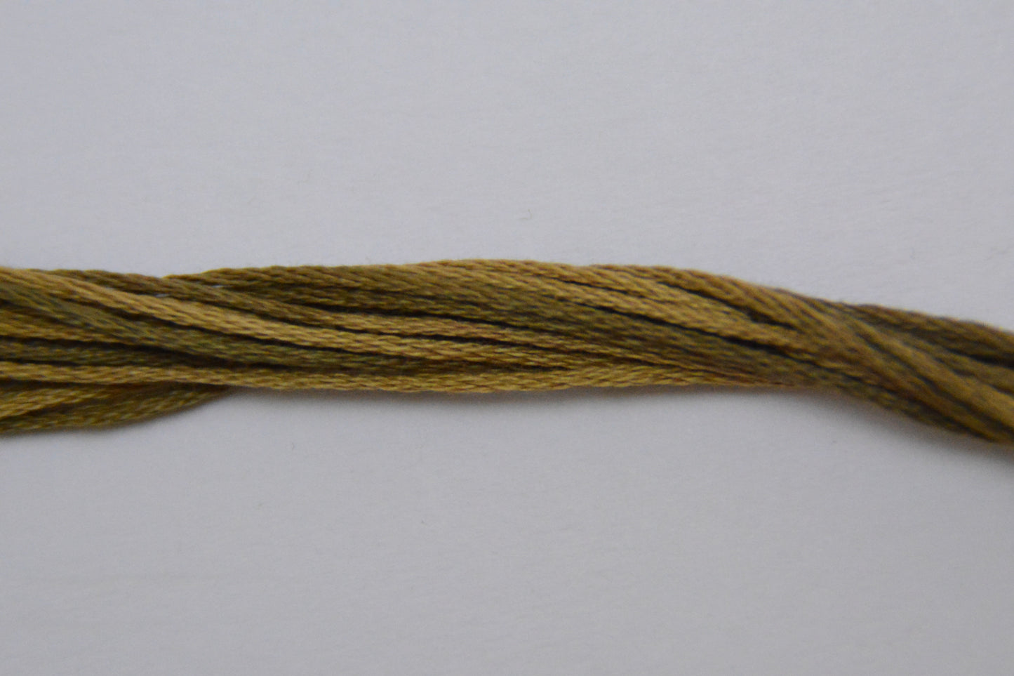 Oilcloth 1232a Weeks Dye Works 6-Strand Hand-Dyed Embroidery Floss