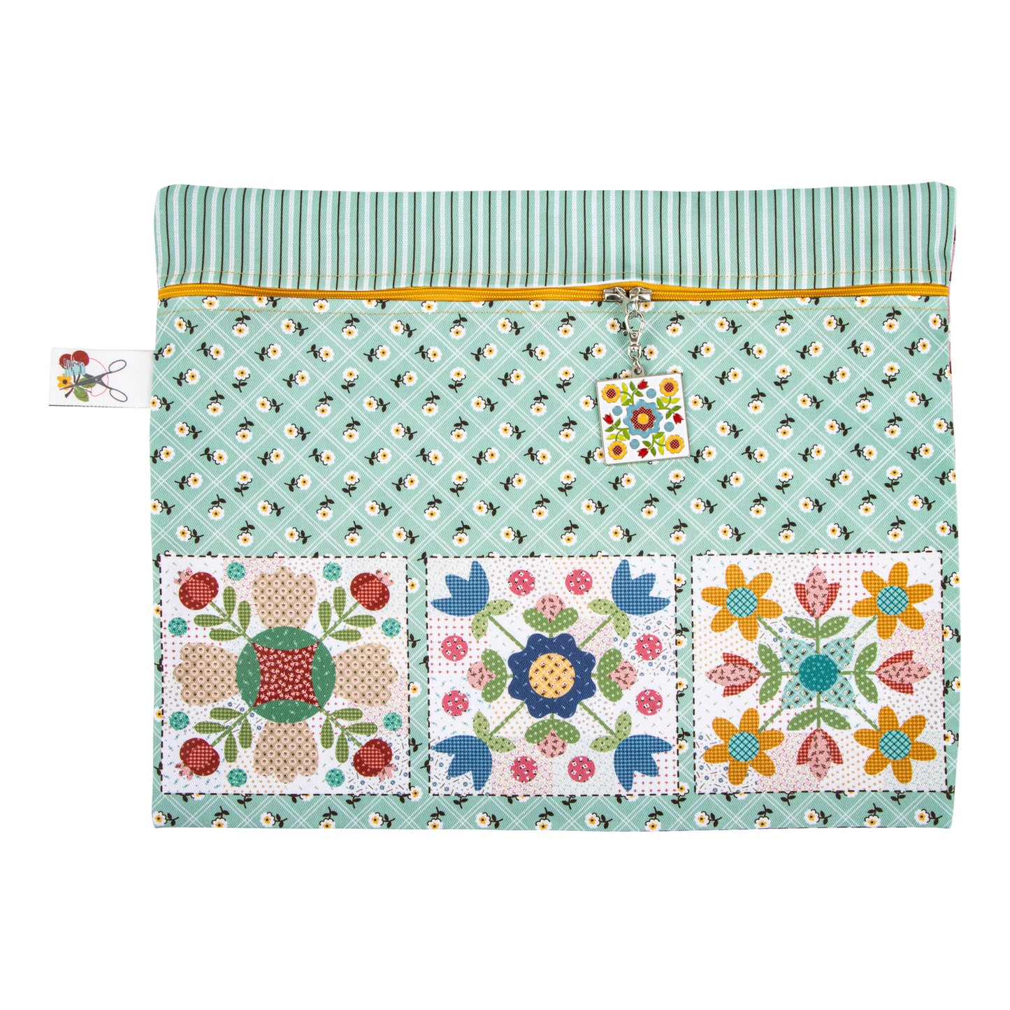 Calico by Lori Holt of Bee in my Bonnet Zippy Bags Panel 2.