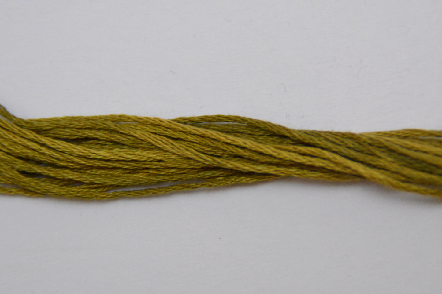 Oscar 2197 Weeks Dye Works 6-Strand Hand-Dyed Embroidery Floss