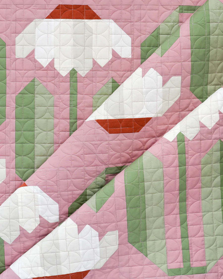 Everbloom Quilt Pattern Pen and Paper