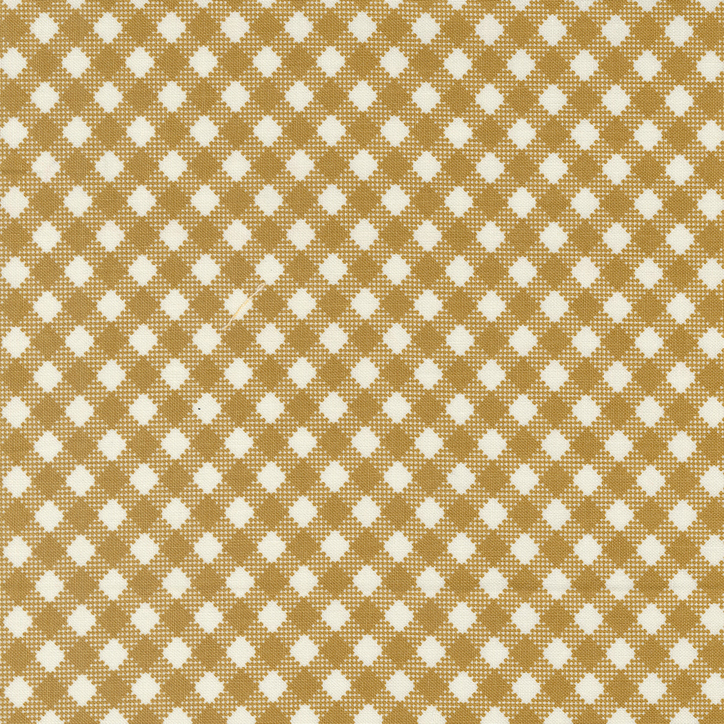 Farmstead Gingham Haystack M2090724 by Stacy Iest Hsu for Moda fabrics (sold in 25cm increments)