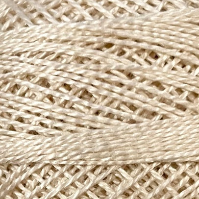 Valdani 6 Natural Perle 8 Thread