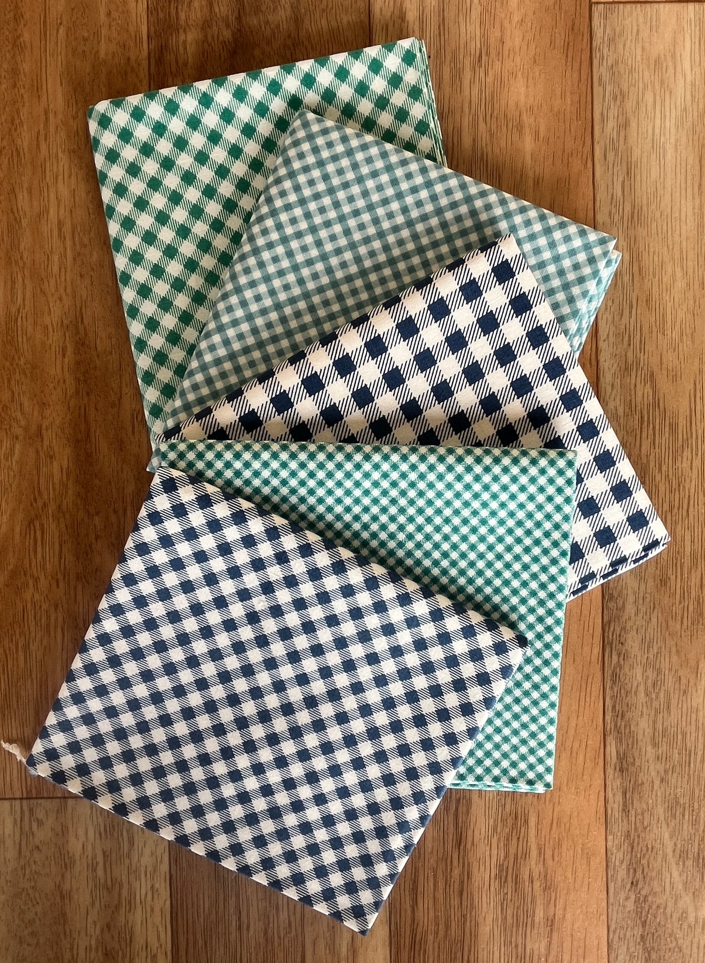 Bee Ginghams Blues Fat Quarter Bundle Lori Holt for Riley Blake Design