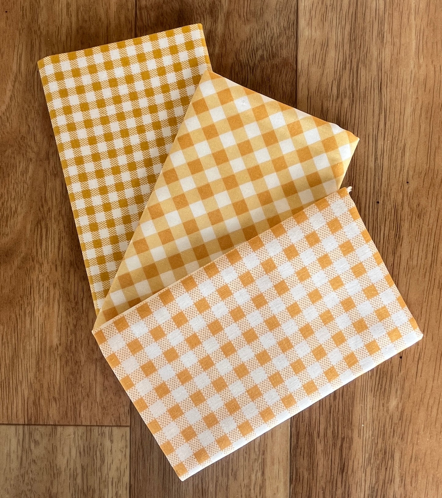 Bee Ginghams Yellows Fat Eighth Bundle Lori Holt for Riley Blake Design