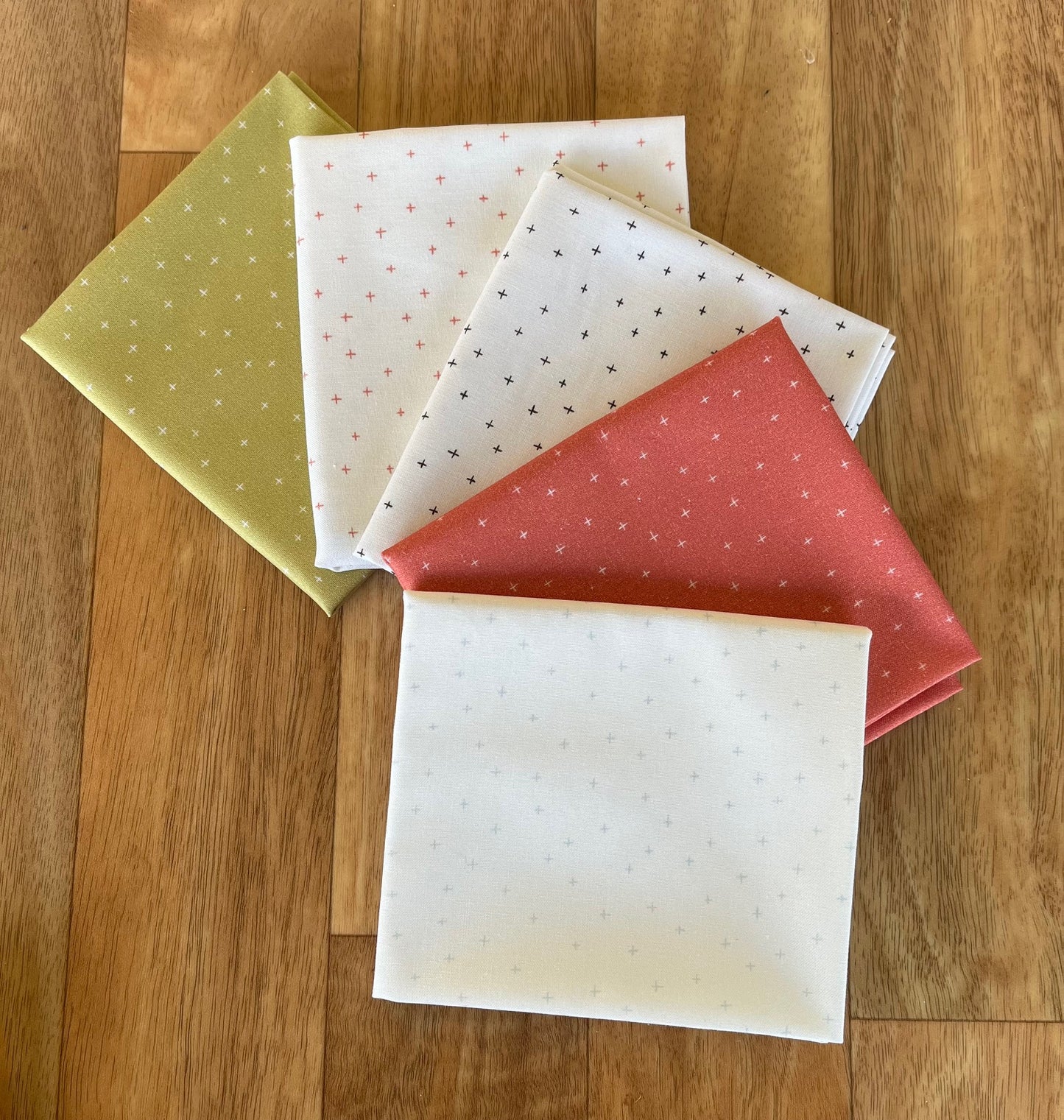 Birdhouse Basics Cross Fat Quarter Bundle