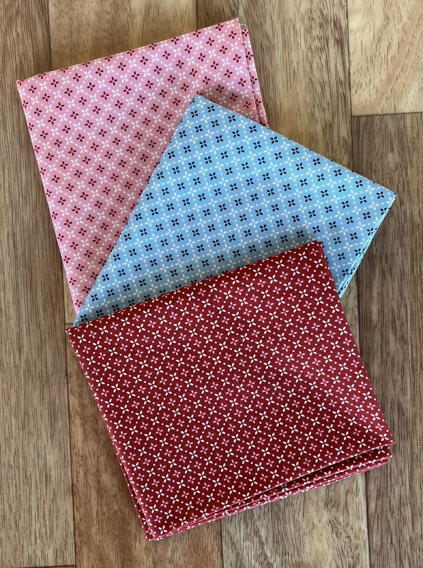 Cozy House Grandmas Stitches Fat Quarter Bundle by Judy Jarvi for Andover Fabrics