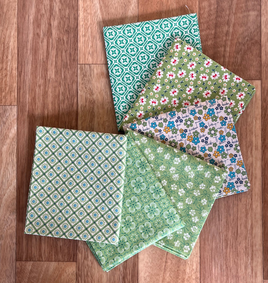 Farmers Daughter Greens Fat Quarter Bundle by Lori Holt for Riley Blake