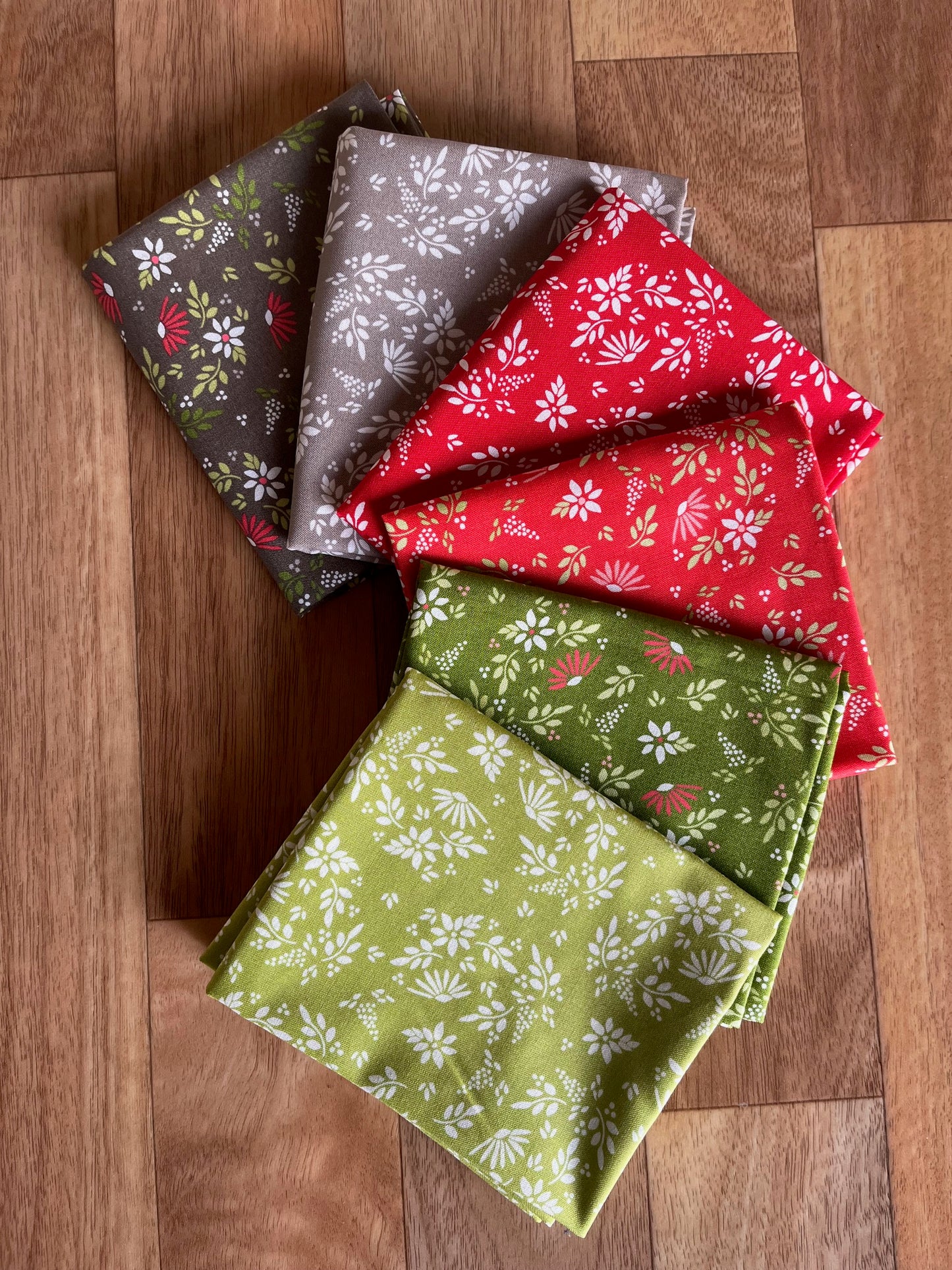 Favorite Things by Sherri and Chelsi Florals Fat Quarter Bundle