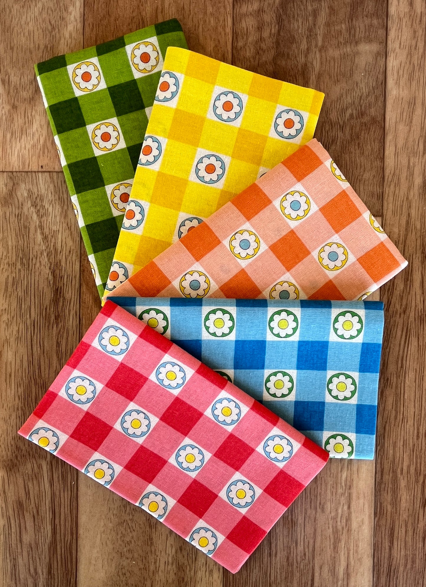 Flowers Days 70's Checks Fat Eighth Bundle by Koko Seki