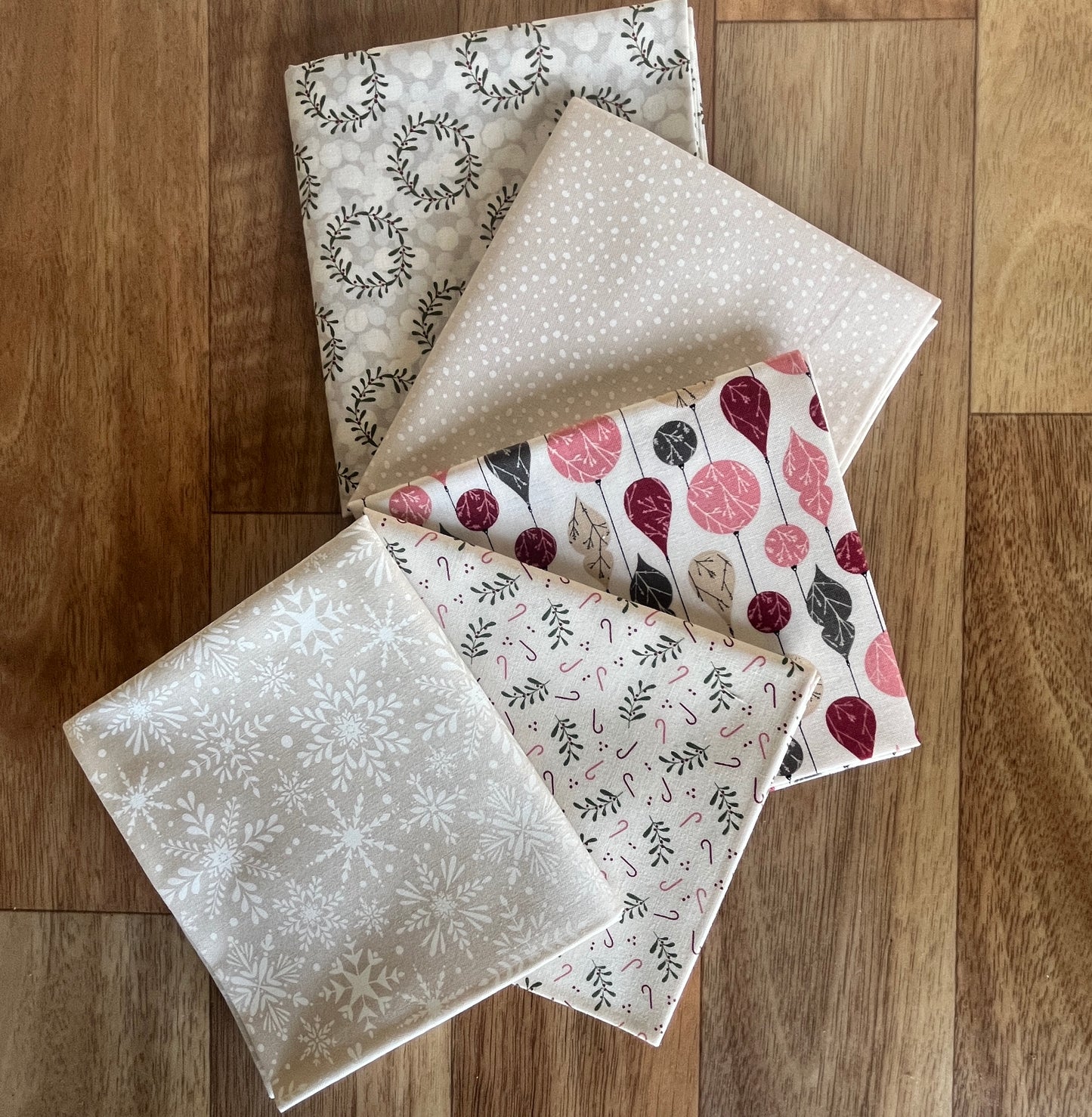 Gingerbread Lane Whites Fat Quarter Bundle by Kileys Quilt Room for Moda Fabrics