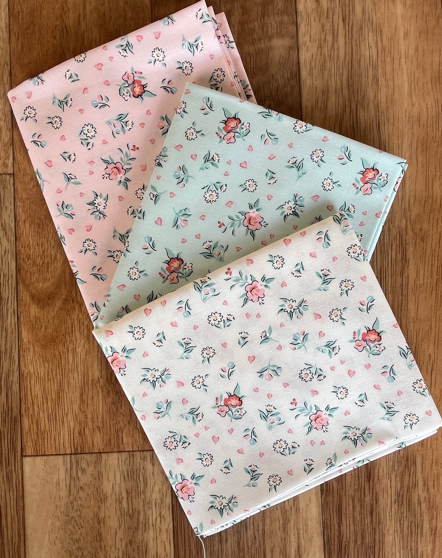 Granny's Sewing Room Hearts and Posies Fat Quarter Bundle by Sheri McCulley for Poppie Cotton