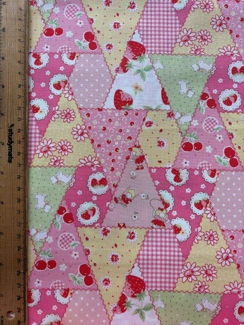 Happy Message 30's Collection Triangle Pink HM10649-B by Atsuko Matsuyama for Yuwa Fabrics (sold in 25cm increments)