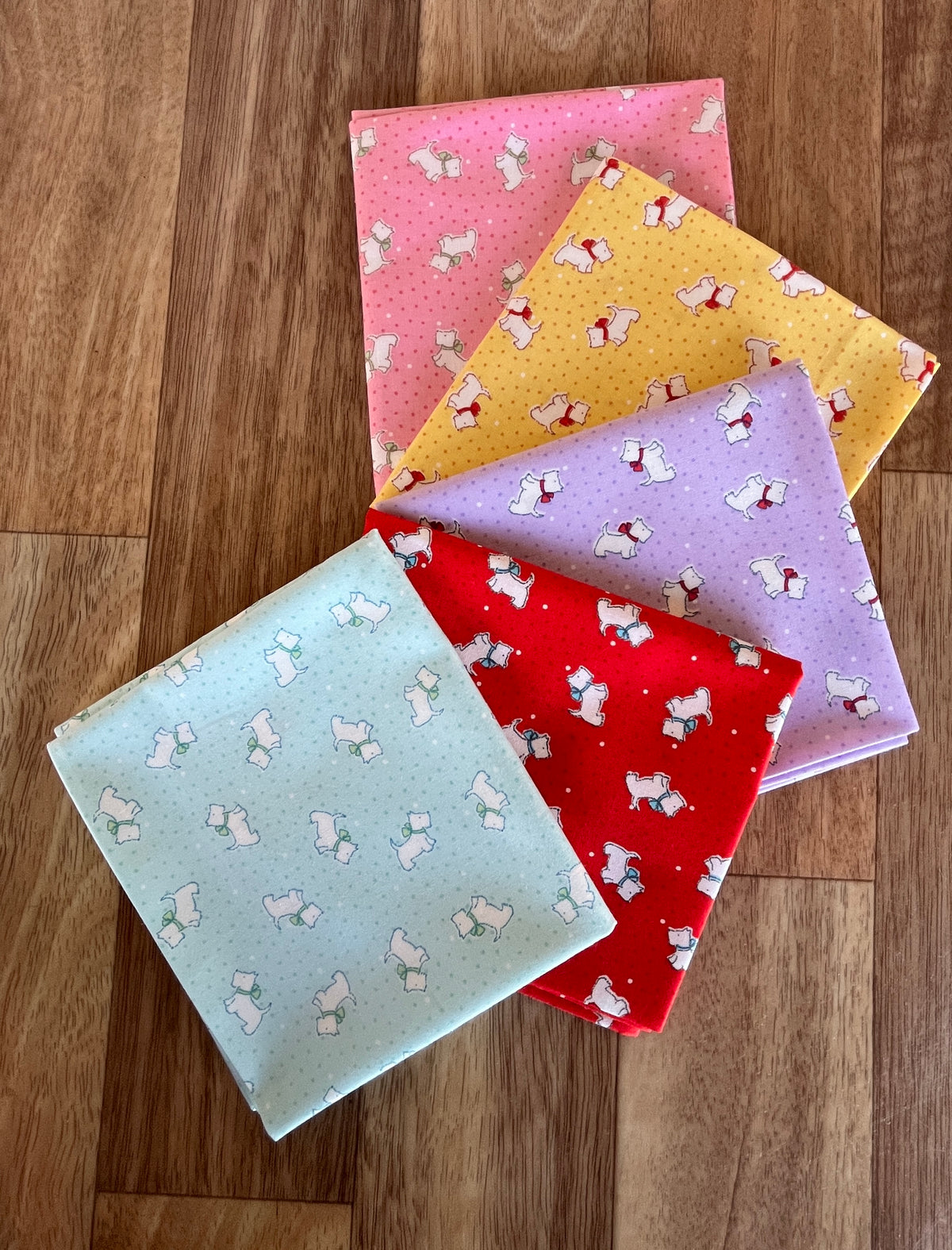 Happy Message 30's Collection Dogs Fat Quarter Bundle by Atsuko Matsuyama for Yuwa Fabrics