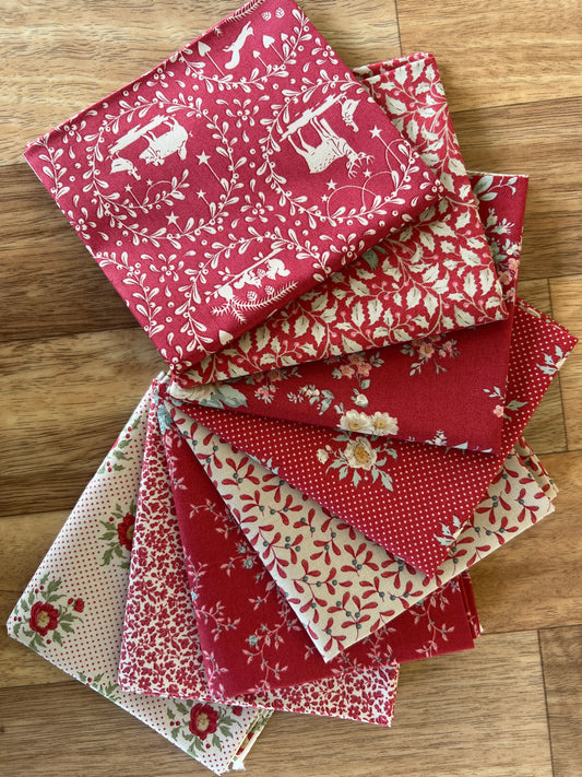 Tilda Merry Little Christmas Reds Fat Quarter Bundle